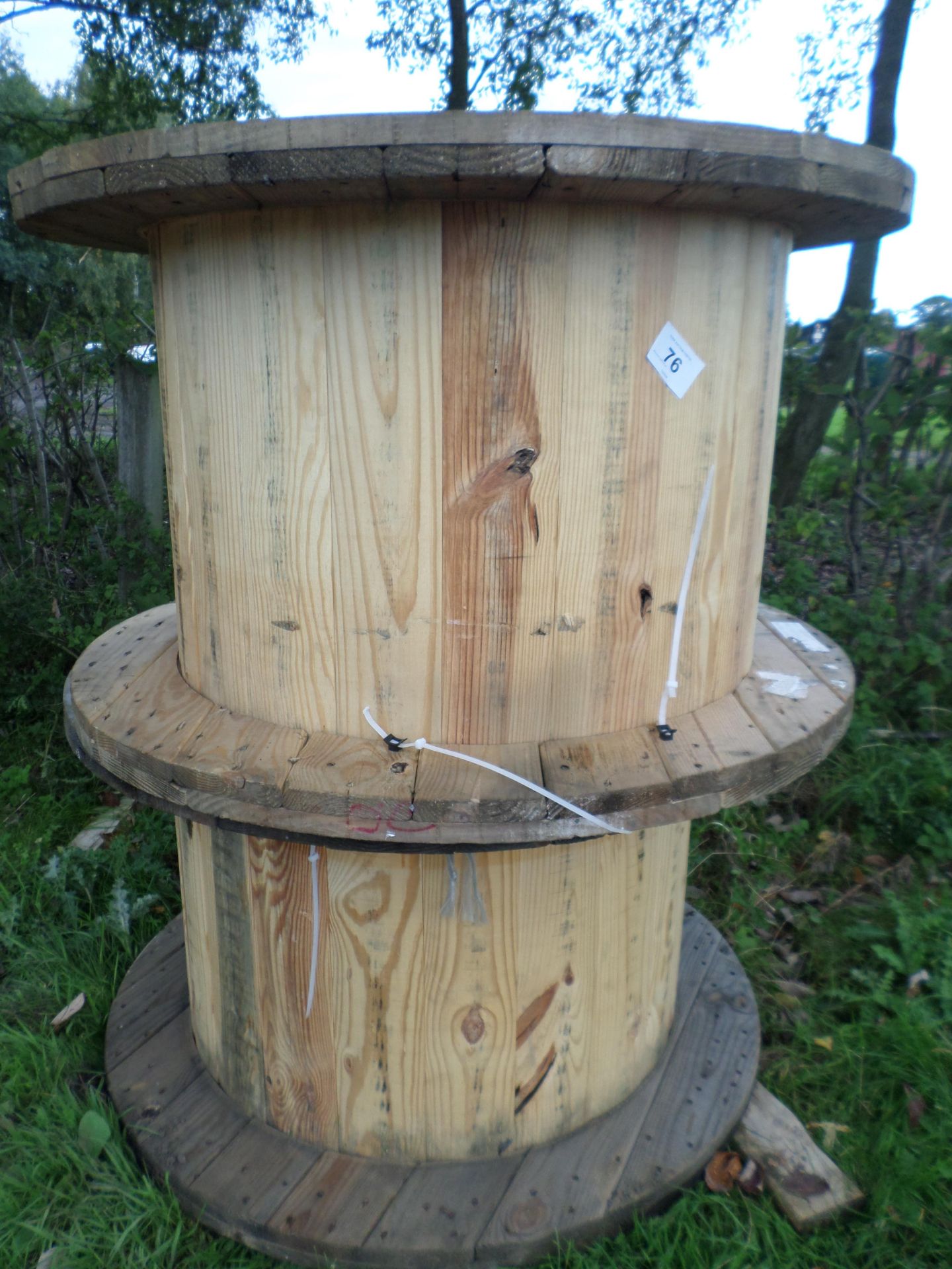 Wooden cable drum