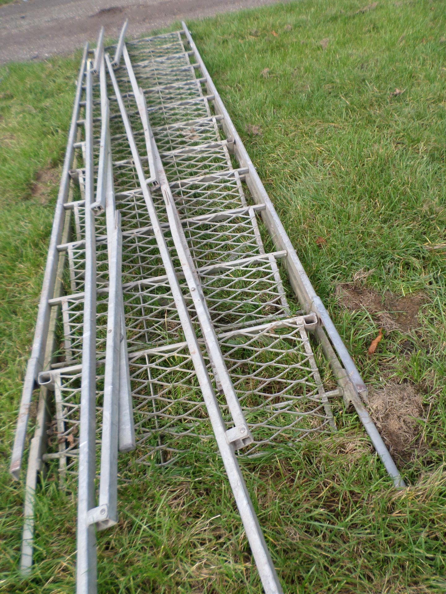 Galvanised steps c/w handrail - Image 2 of 2