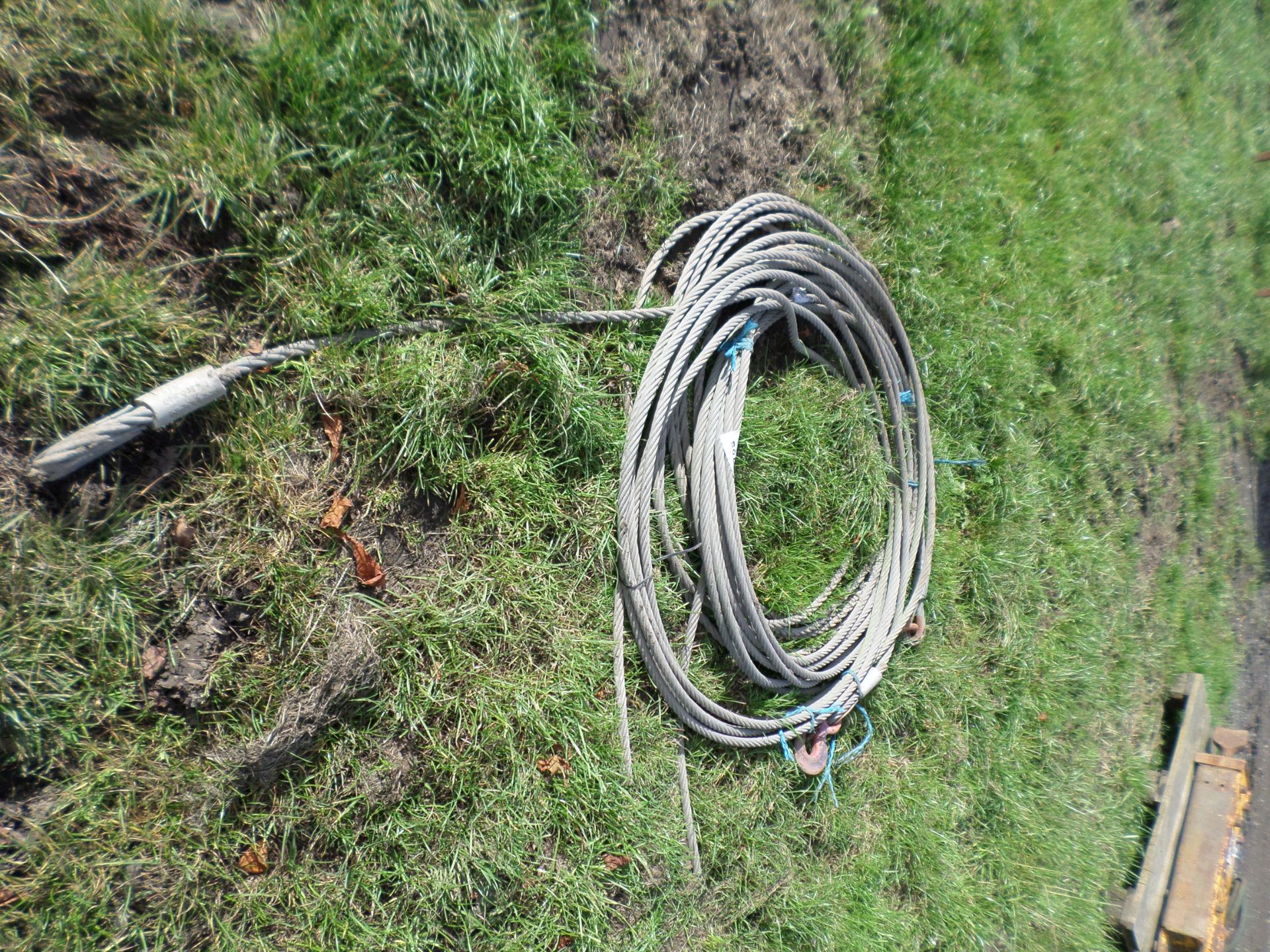 Wire towing rope NO VAT - Image 2 of 2