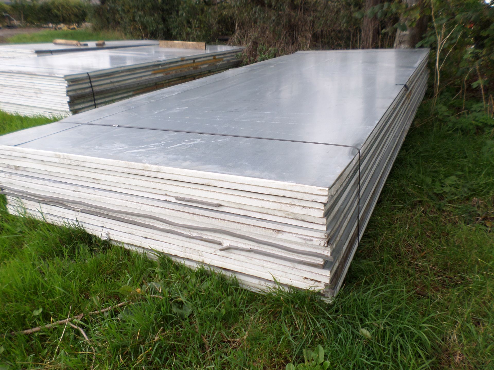 10 insulated building panels, galvanised sheet both sides, 12'x5'x2" NO VAT - Image 2 of 2