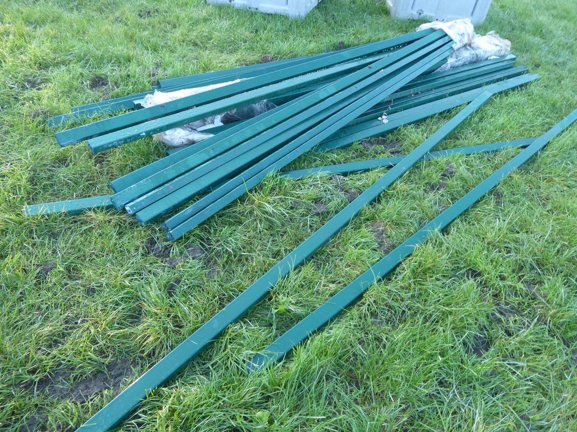 New and unused green security fencing, posts, brackets and clips NO VAT - Image 6 of 10