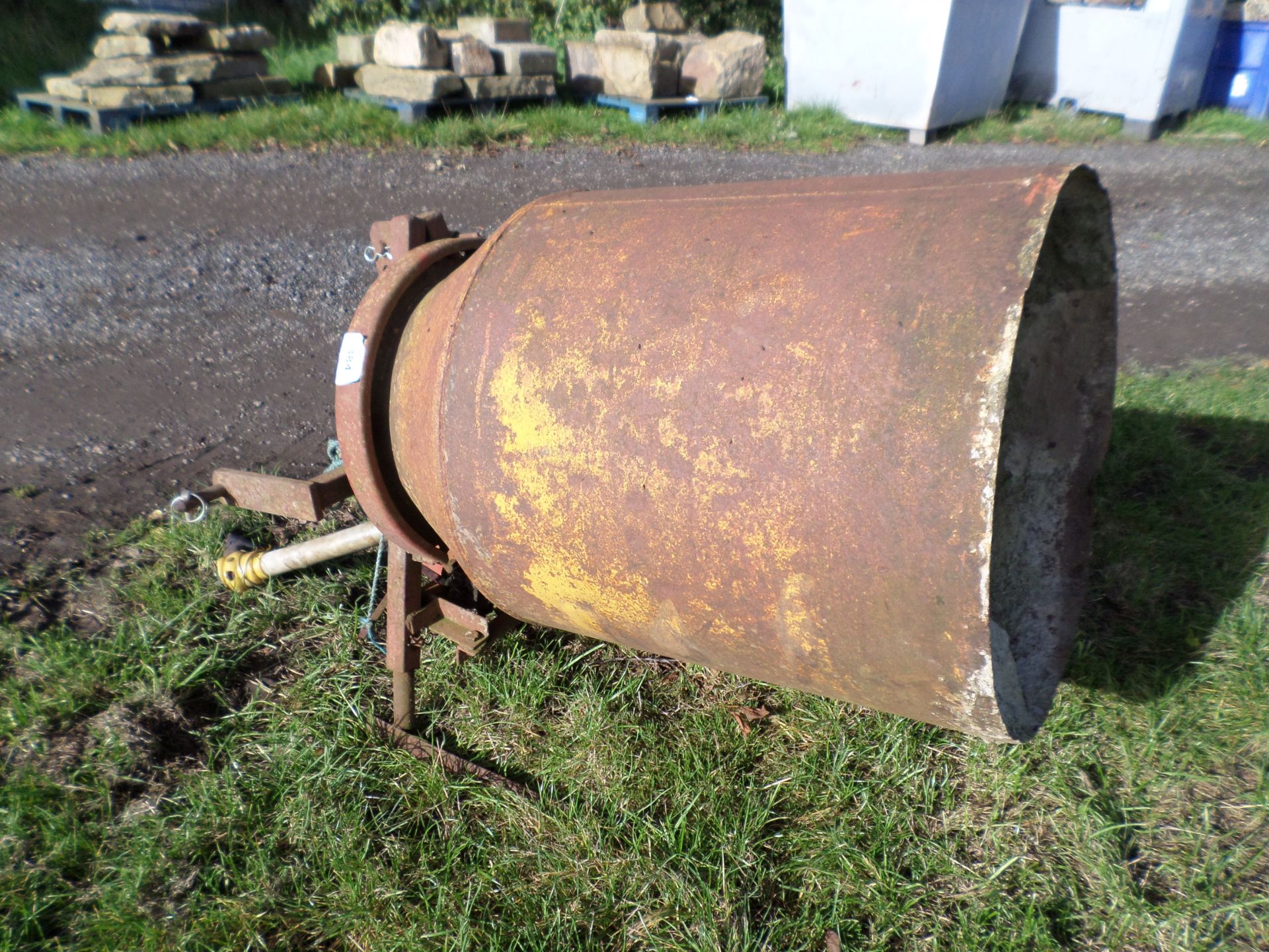 PTO cement mixer, working order, with PTO shaft but guard missing - Image 2 of 3