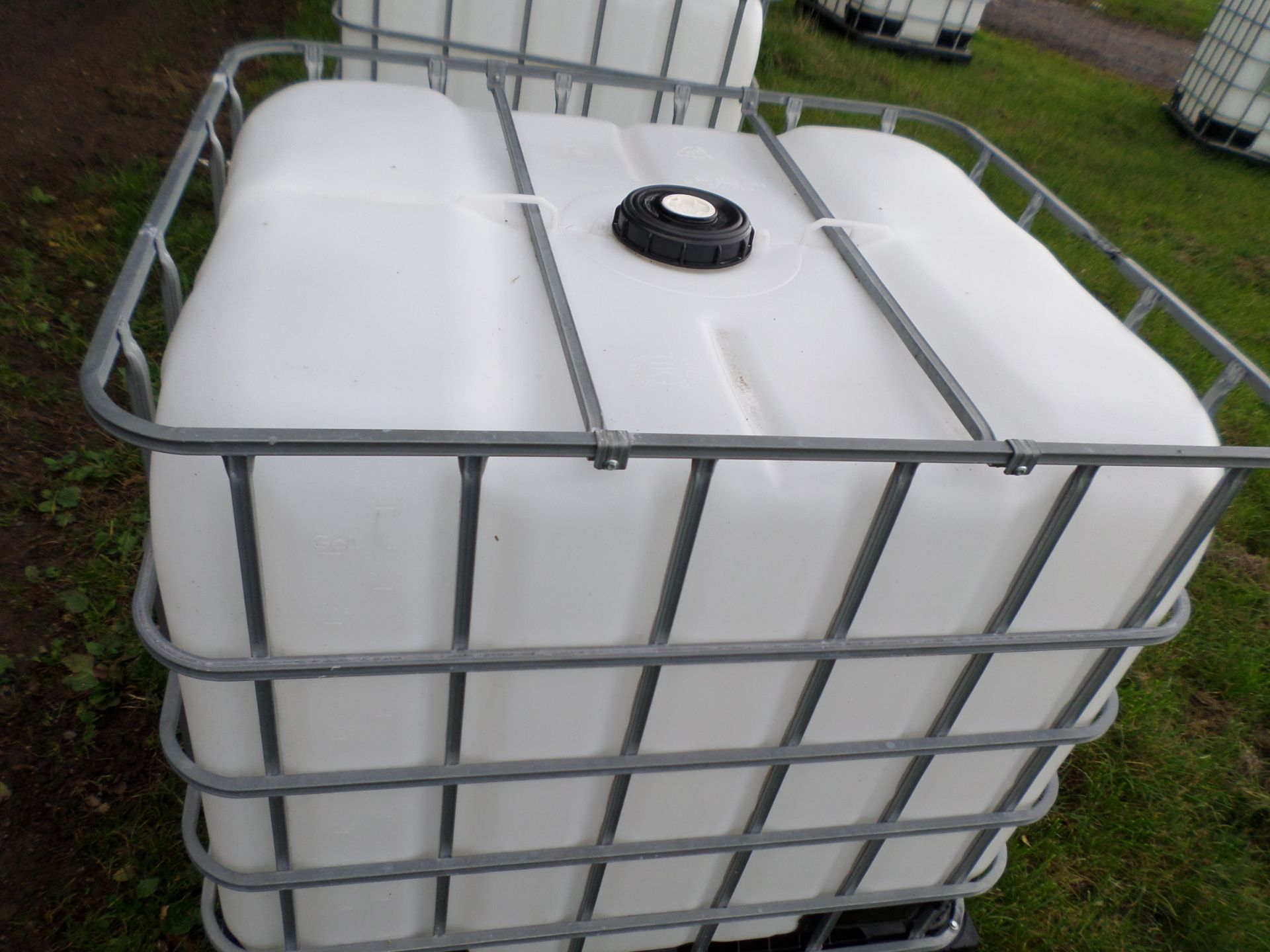 IBC tank NO VAT - Image 2 of 2