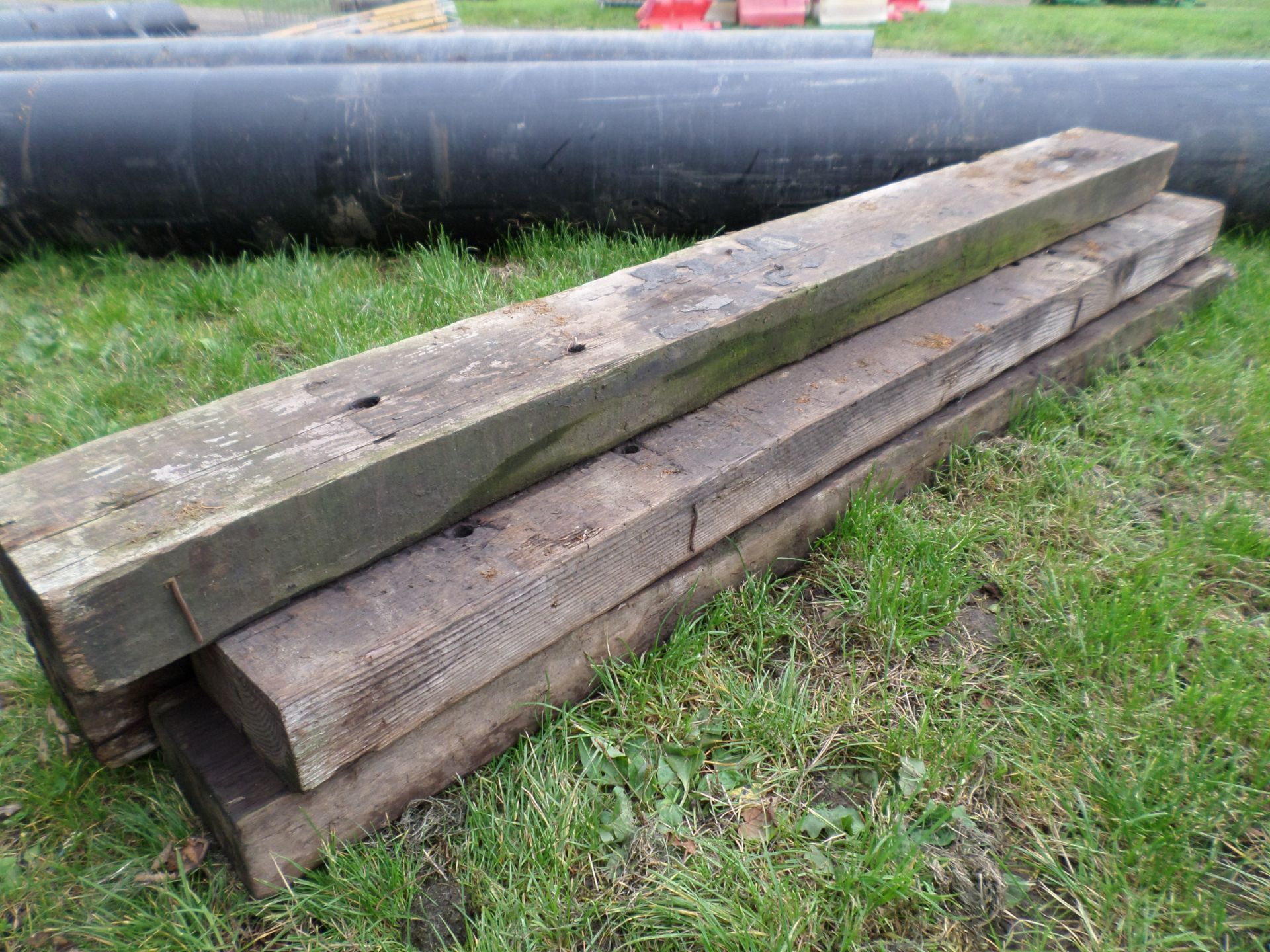 5 x 2.6m sleepers NO VAT