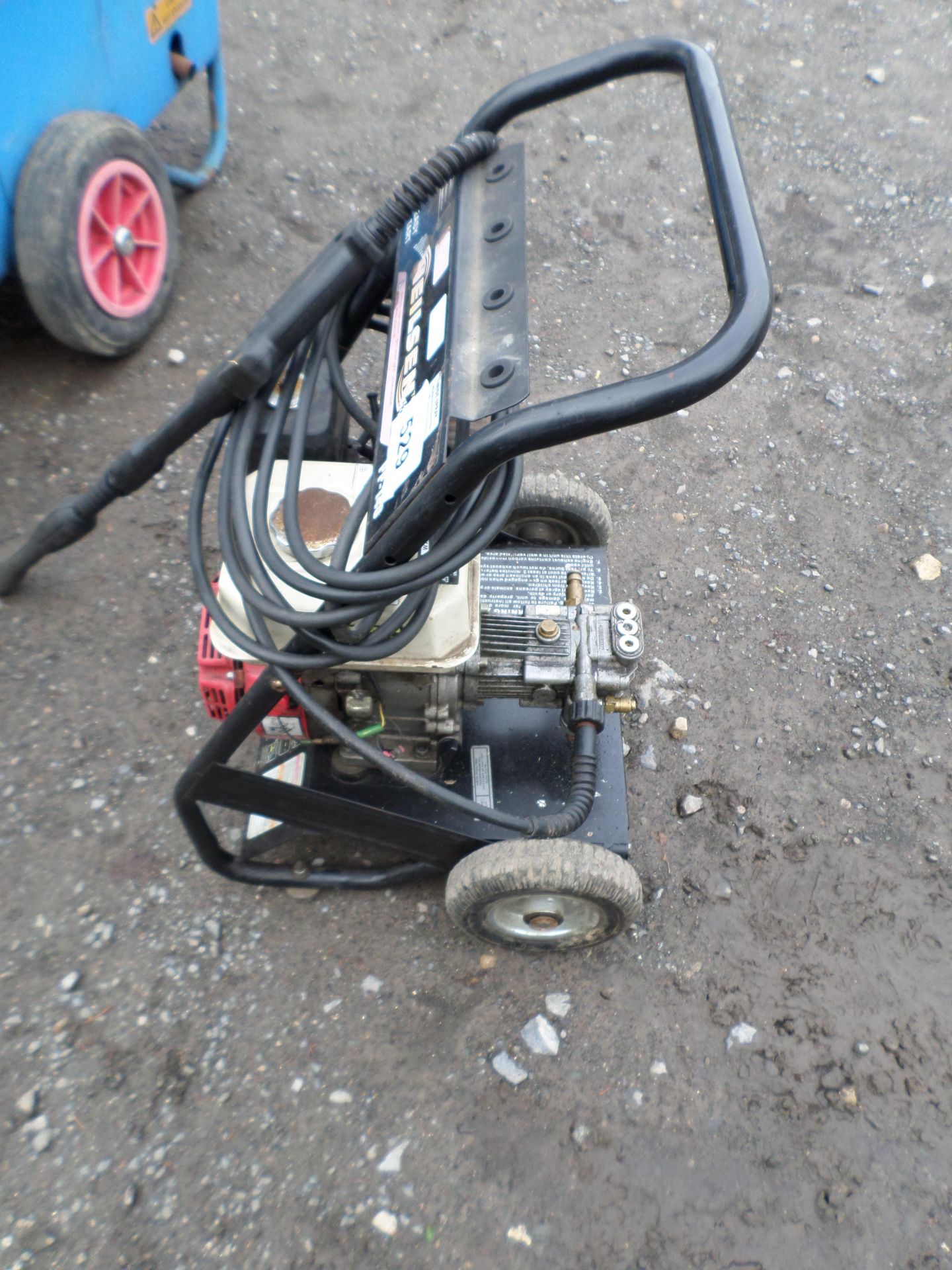 Neilsen petrol pressure washer c/w lance - Image 2 of 2