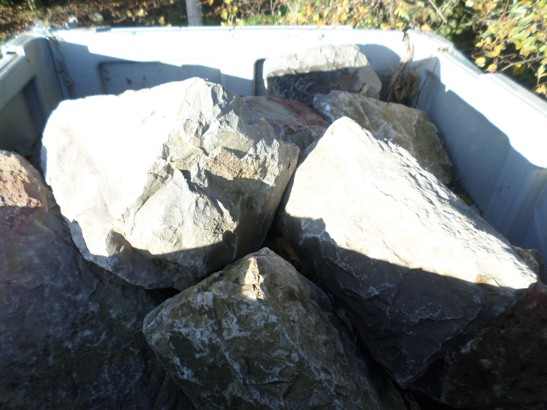 Pallet of building stone - Image 2 of 2