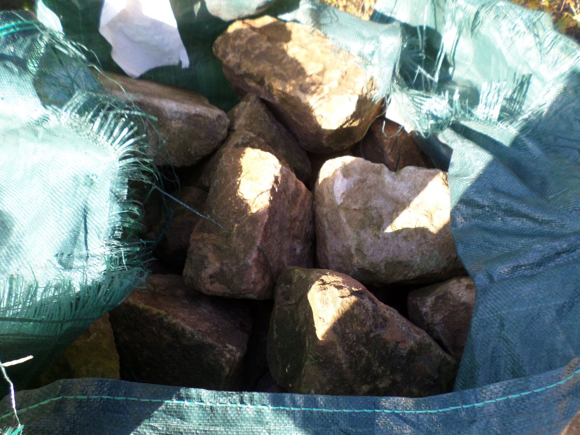 Pallet of building stone - Image 2 of 2