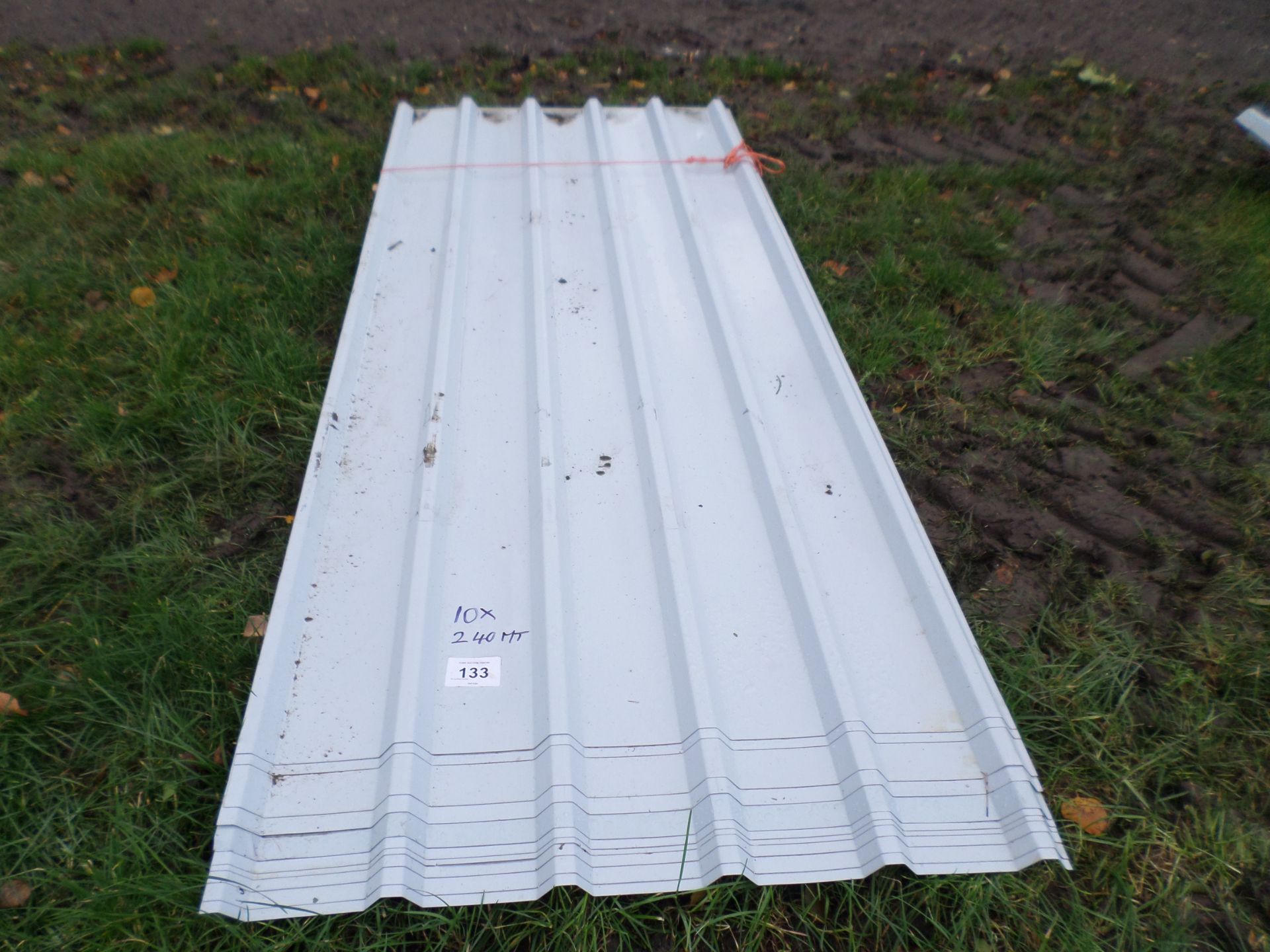 10 roofing sheets, 2.4m NO VAT