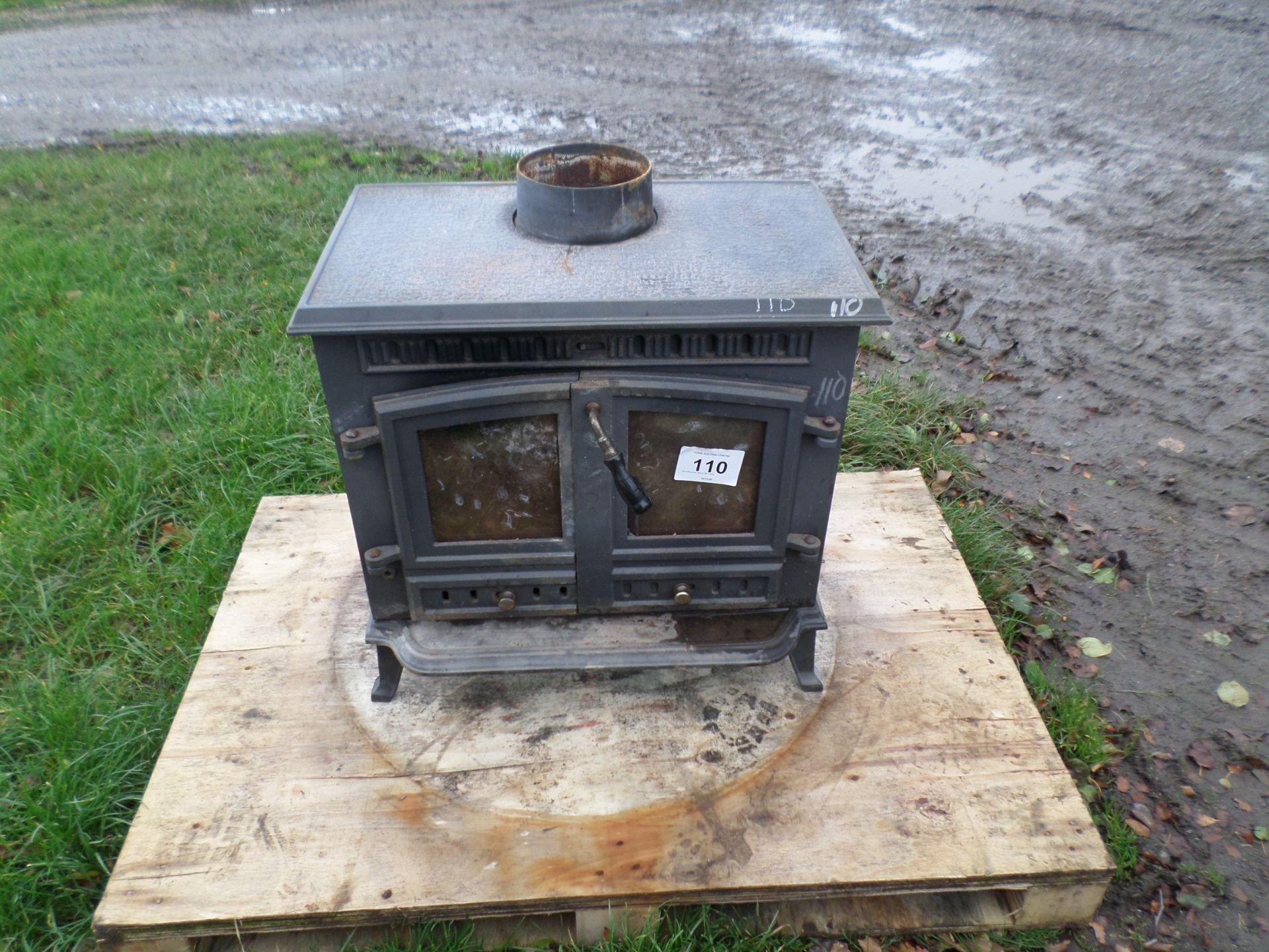Woodburner stove 25" wide