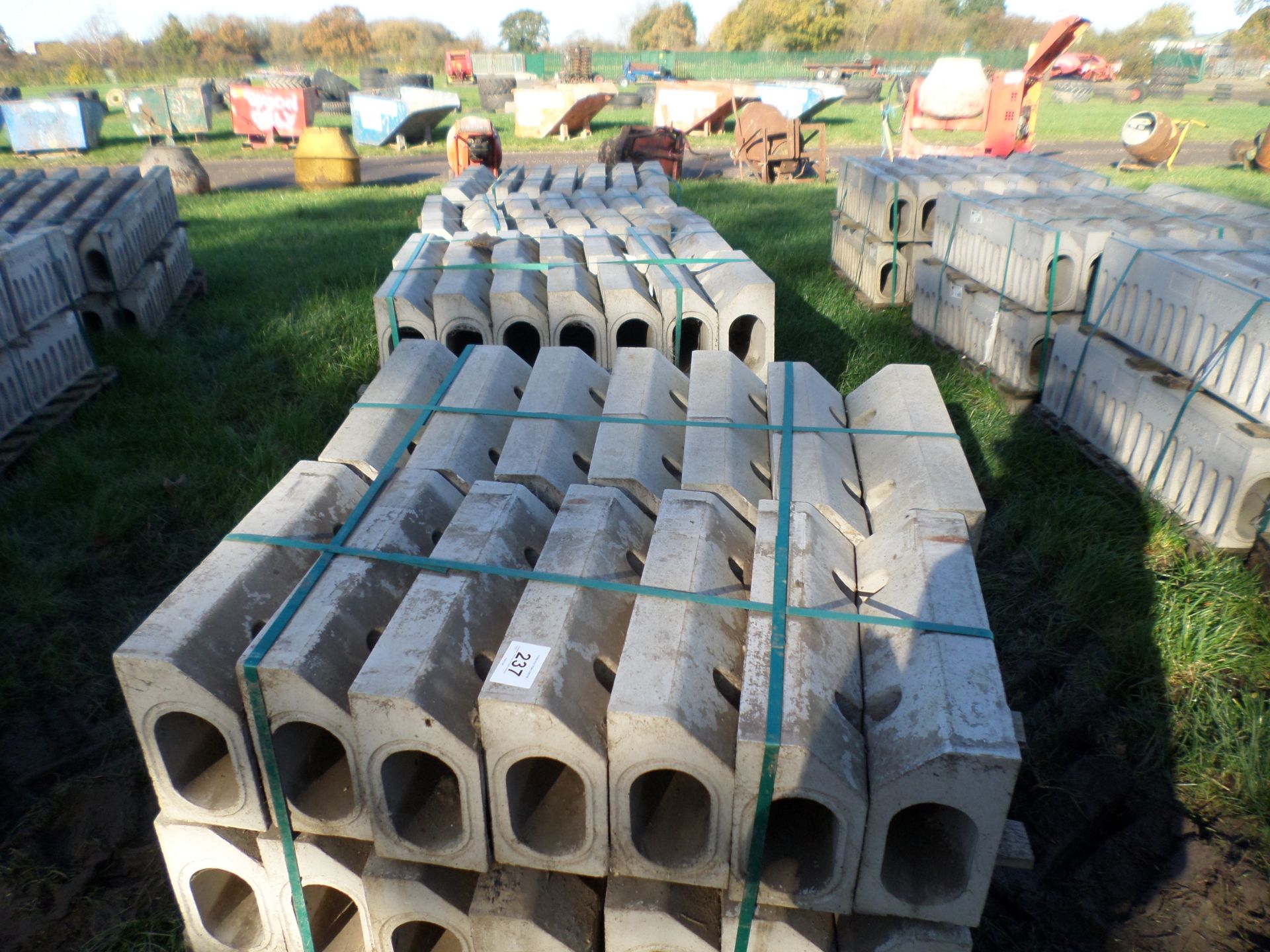 4 pallets - 14m new unused drainage kerbs