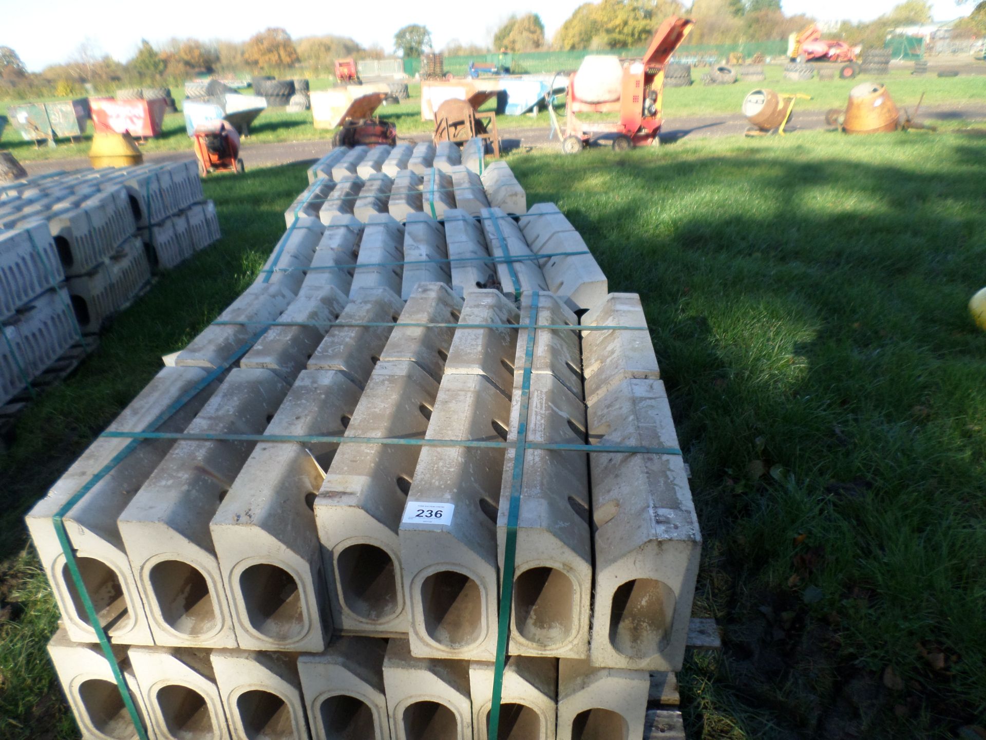 4 pallets - 14m new unused drainage kerbs