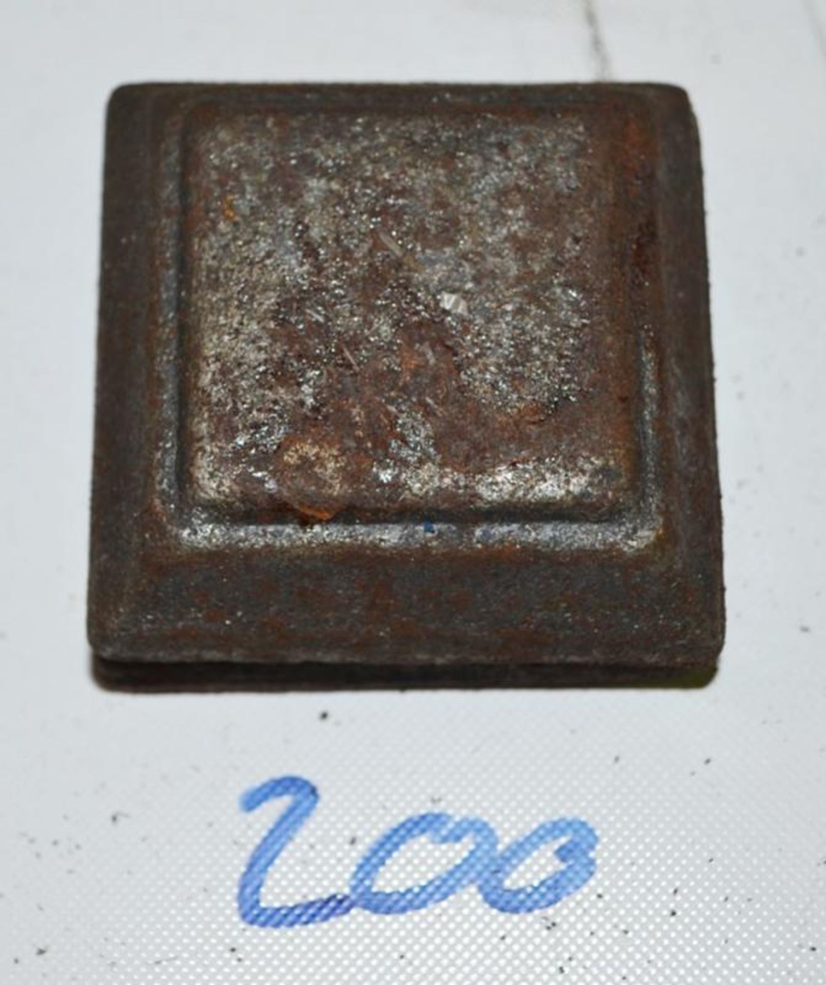 200 x Iron Square Caps - CL464 - Location: Liverpool L19 - Used