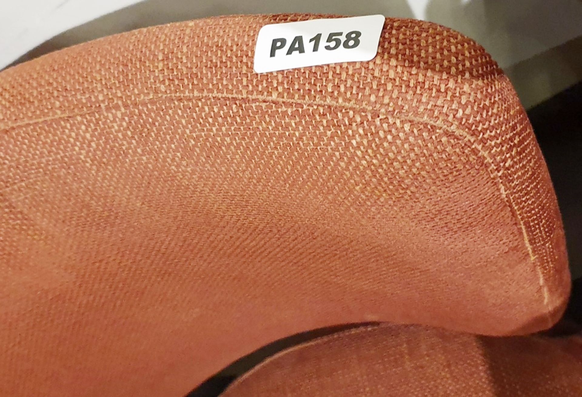 1 x Chair Upholstered in Salmon Fabric - Ref PA158 - CL463 - Location: Altrincham WA14 - Bild 2 aus 3