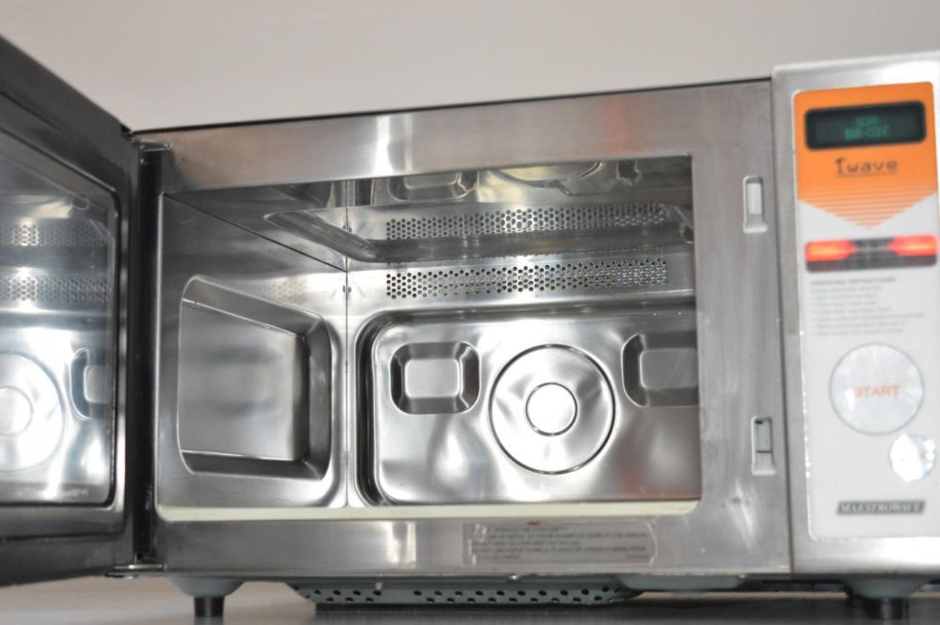 1 x iWave MiWAVE1000 Automated Foodservice Solution - Stainless Steel 1000w Catering Microwave - Image 11 of 14