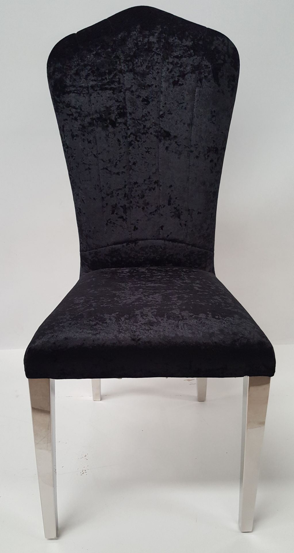 6 x STYLISH BLACK CRUSHED VELVET DINING TABLE CHAIRS - CL408 - Location: Altrincham WA14 - Image 5 of 6