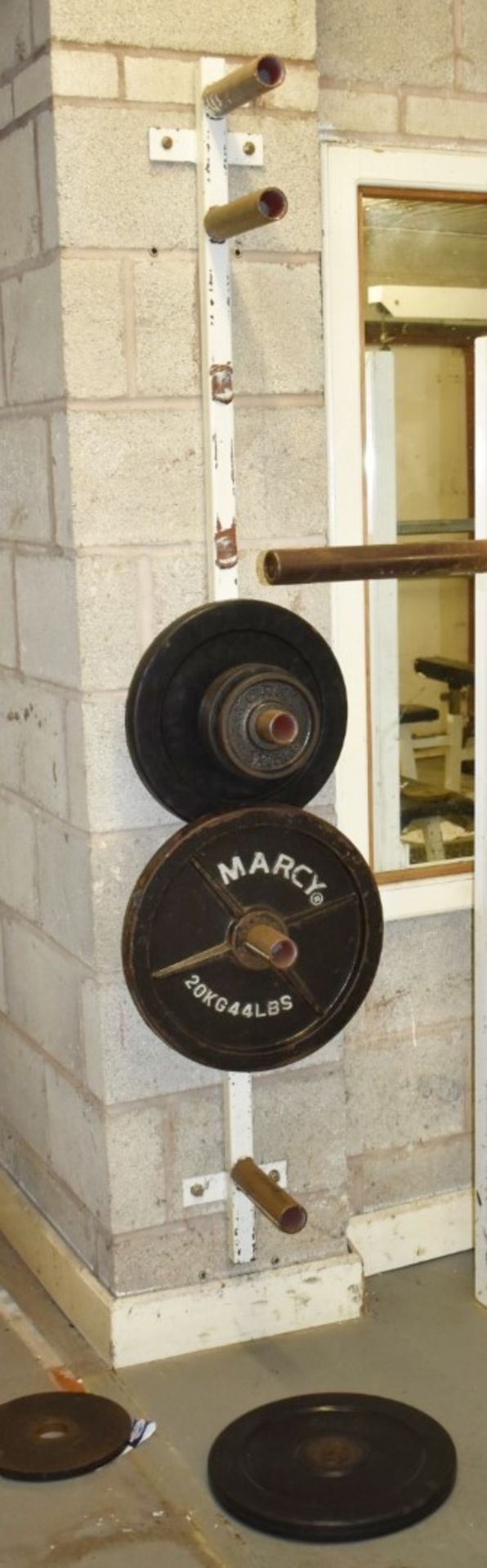 Approx 700 x Weight Lifting Weight Discs, 70 x Weight Lifting Bars, 32 x Weight Dumbells, 15 x - Image 20 of 40