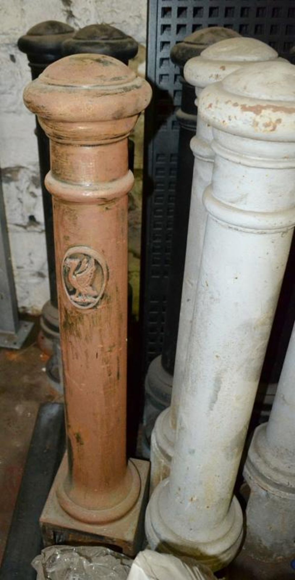 11 x Cast Iron Bollards in White, Black and Matt Bronze - CL464 - Location: Liverpool L19 - Image 7 of 15