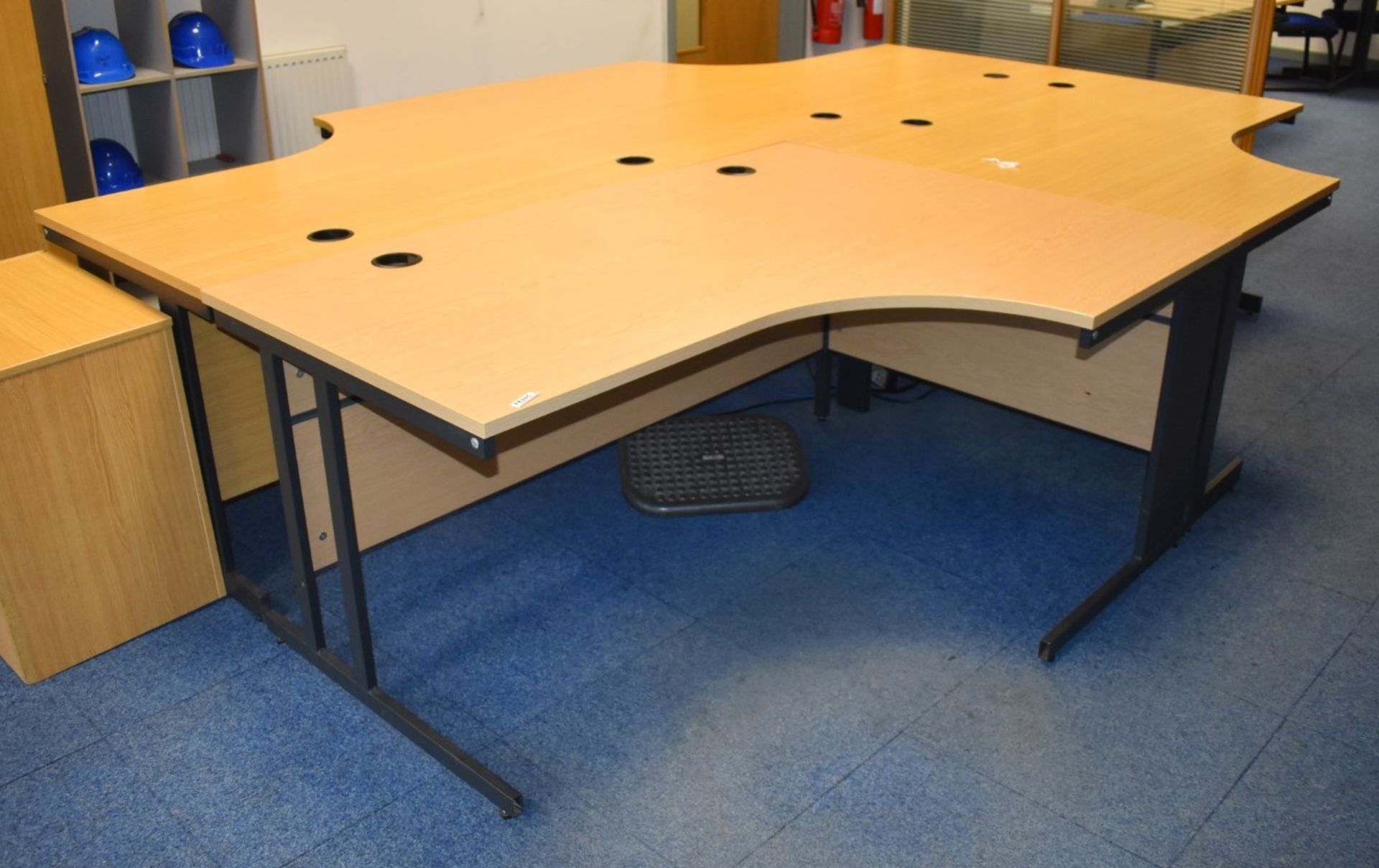 4 x Office Desks With Light Wood Finish - Includes Left and Right Hand - 160 x 120 cms - Ref FE245