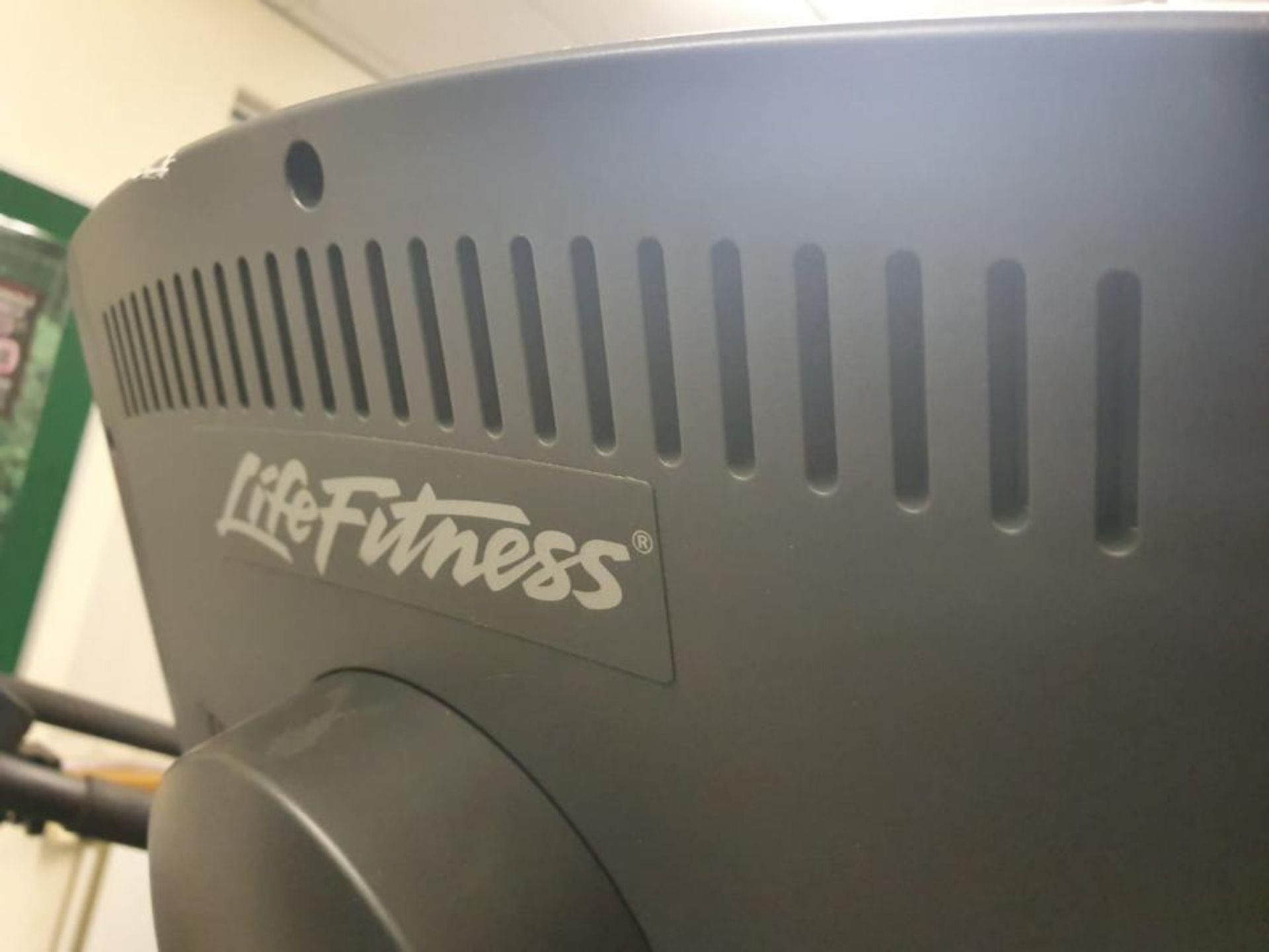 1 x Life Fitness My Personal Trainer Club Series Elliptical Cross Trainer - Professional Gym / Sport - Image 4 of 11