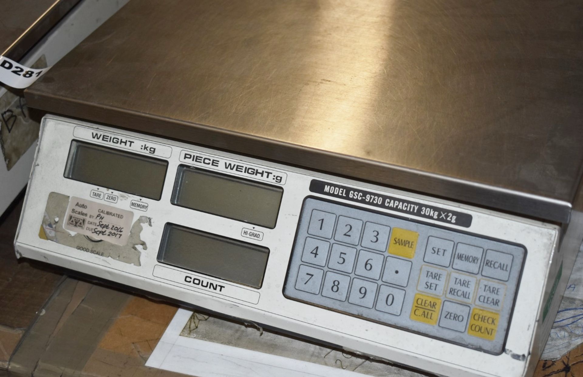 2 x Sets Of Electronic Weighing Scales With Stainless Steel Platforms - mODEL gsc-9730 - 30KG - Image 2 of 2