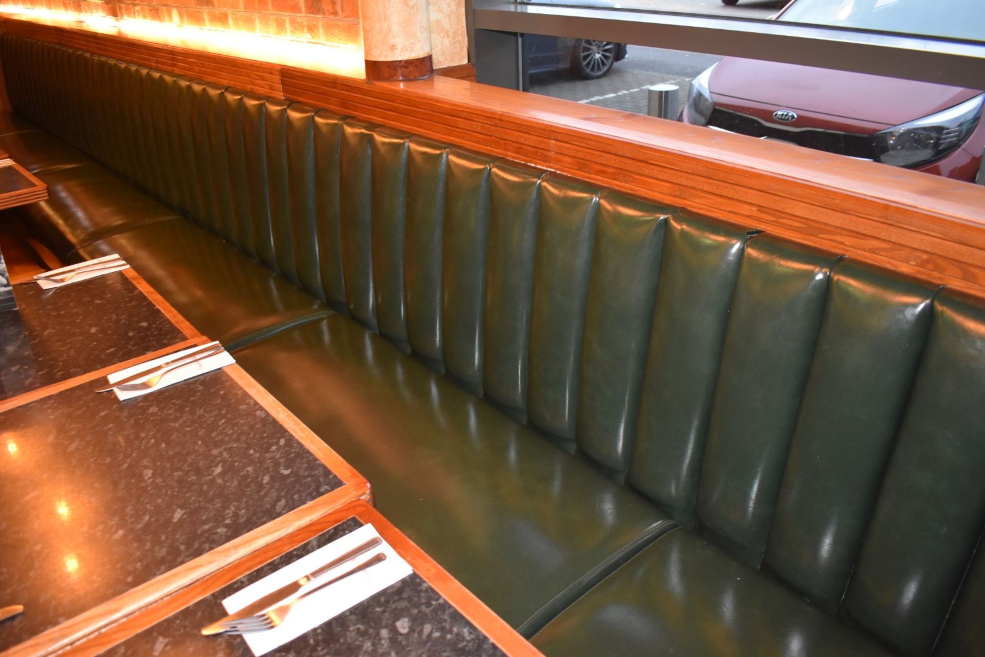 1 x Long Baquet Seating Bench Upholstered in Green Faux Leather With Ribbed Back - 33.5 Feet in - Image 6 of 9