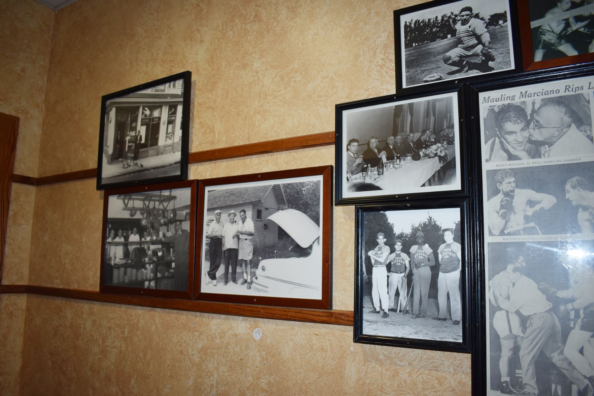 Approx 70 x Framed Pictures From American Italian Themed Restaurant - Various Sizes Included - CL470 - Image 15 of 40