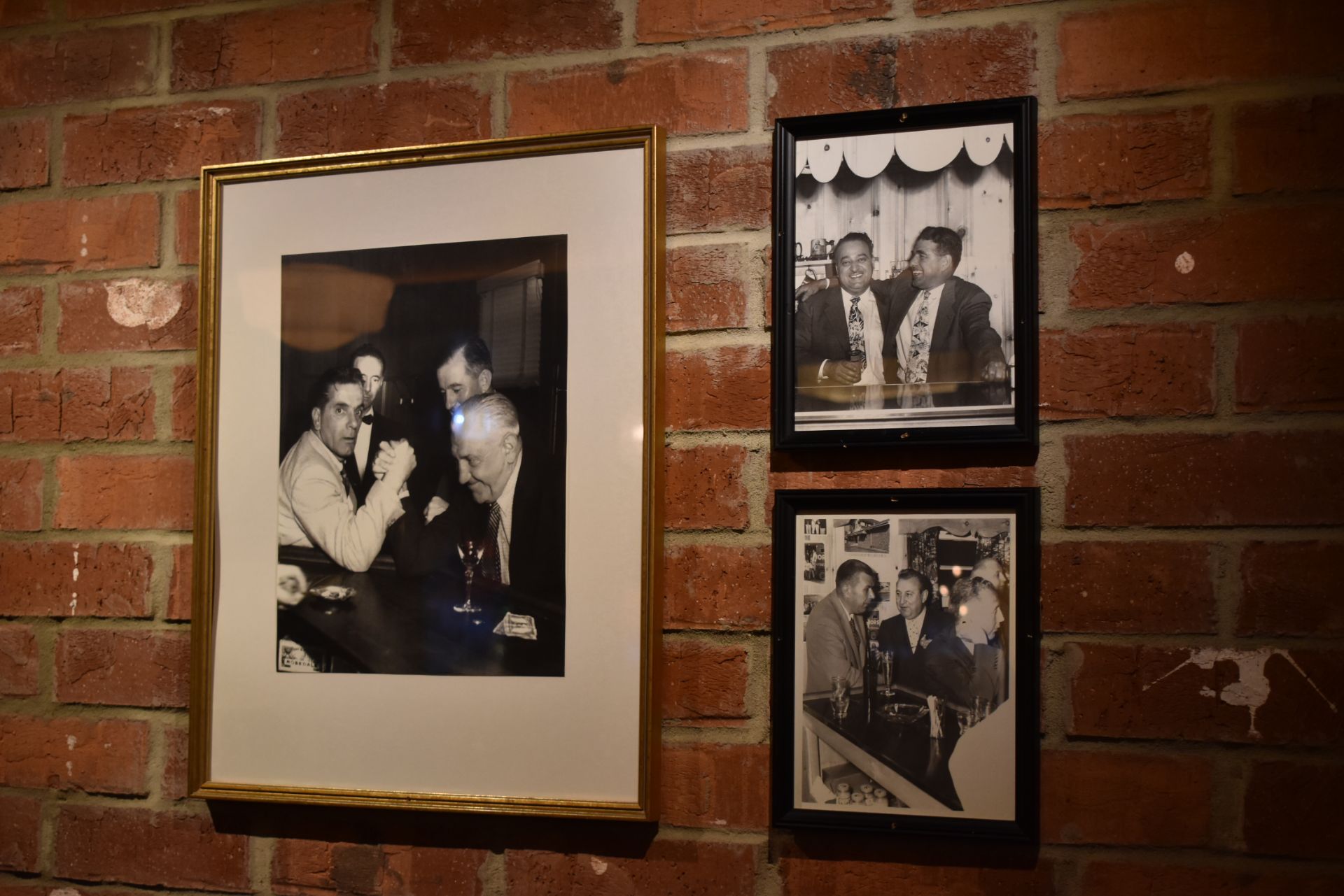 Approx 70 x Framed Pictures From American Italian Themed Restaurant - Various Sizes Included - CL470 - Image 3 of 40