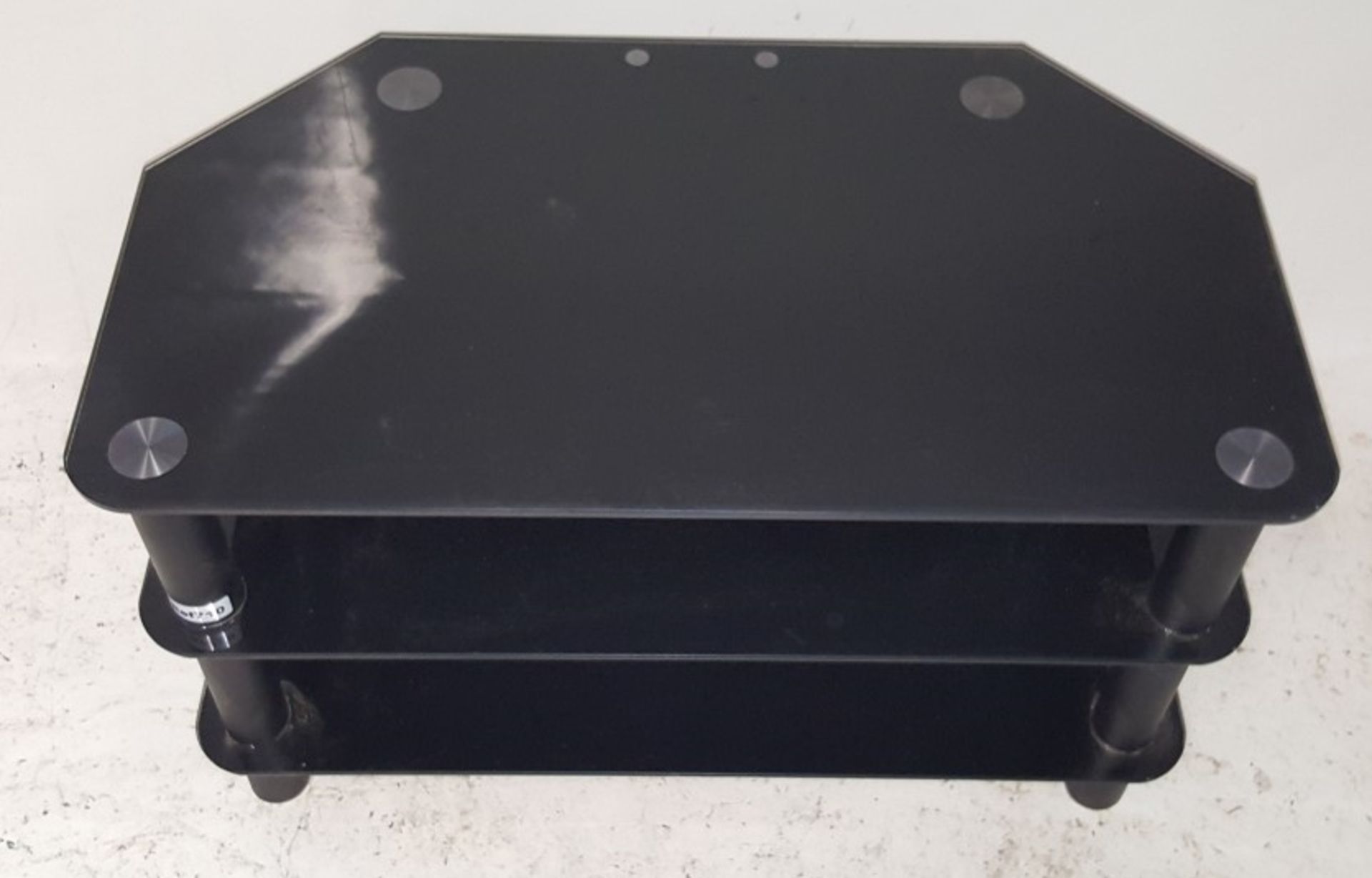 1 x Black Gloss Glass TV Stand 80cm - CL011 - Location: Altrincham WA14 - REF: Ref710 - Image 3 of 4