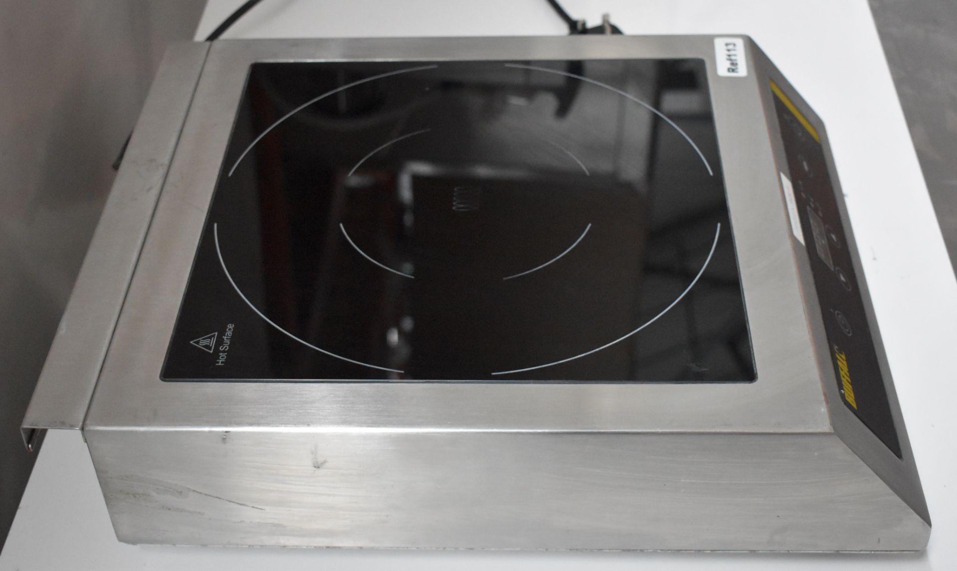 1 x Buffalo CP799 3000W Single Zone Induction Hob - Heavy Duty - 240v - CL232 - Ref113 - Location: - Image 2 of 5