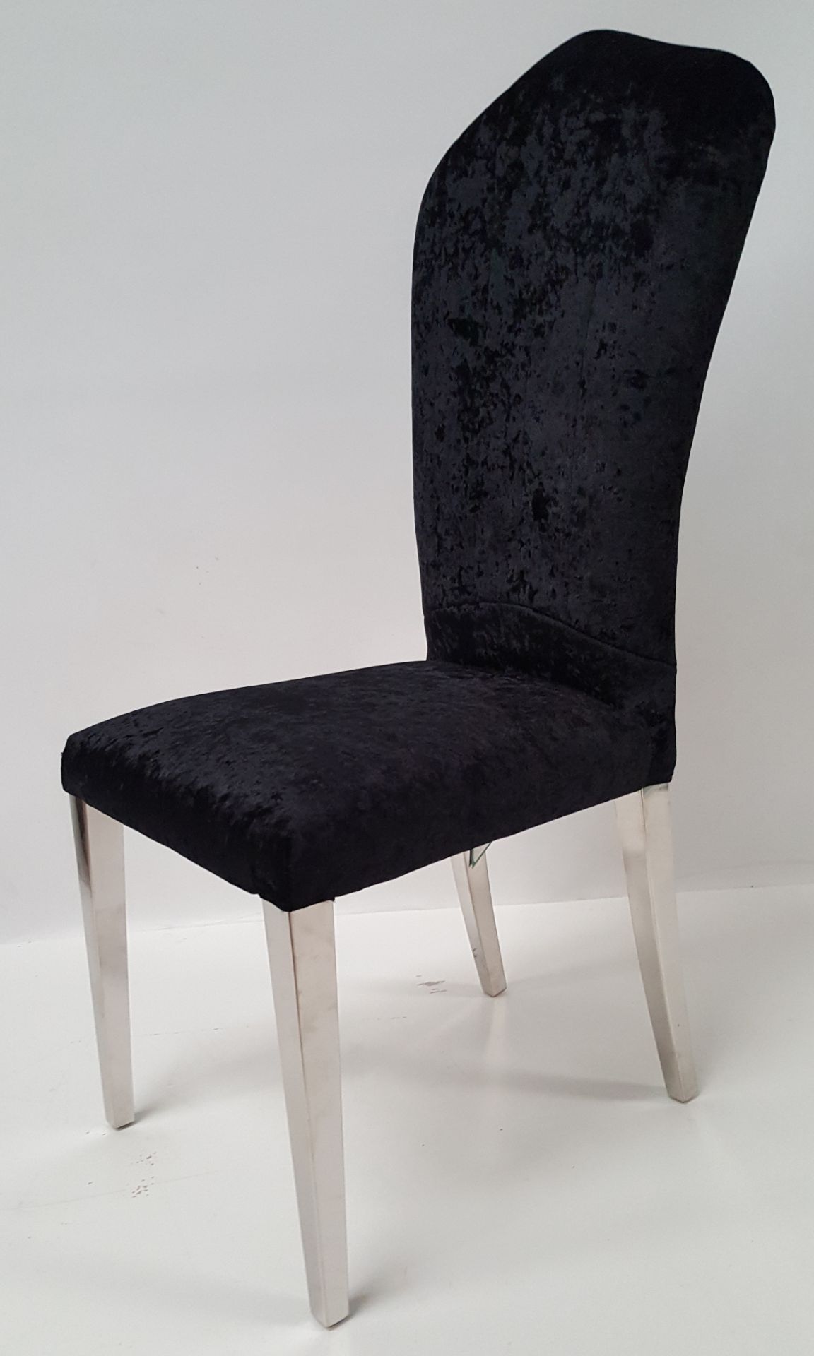 6 x STYLISH BLACK CRUSHED VELVET DINING TABLE CHAIRS - CL408 - Location: Altrincham WA14 - Image 6 of 6