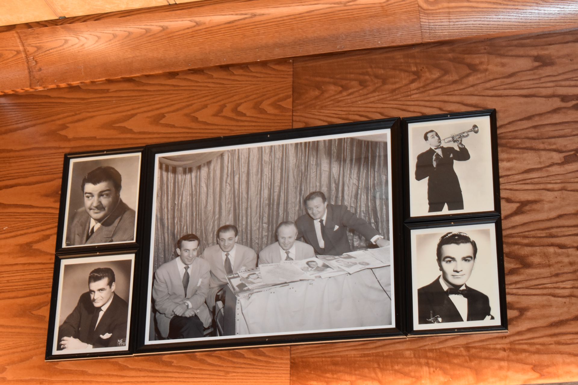 Approx 70 x Framed Pictures From American Italian Themed Restaurant - Various Sizes Included - CL470 - Image 37 of 40