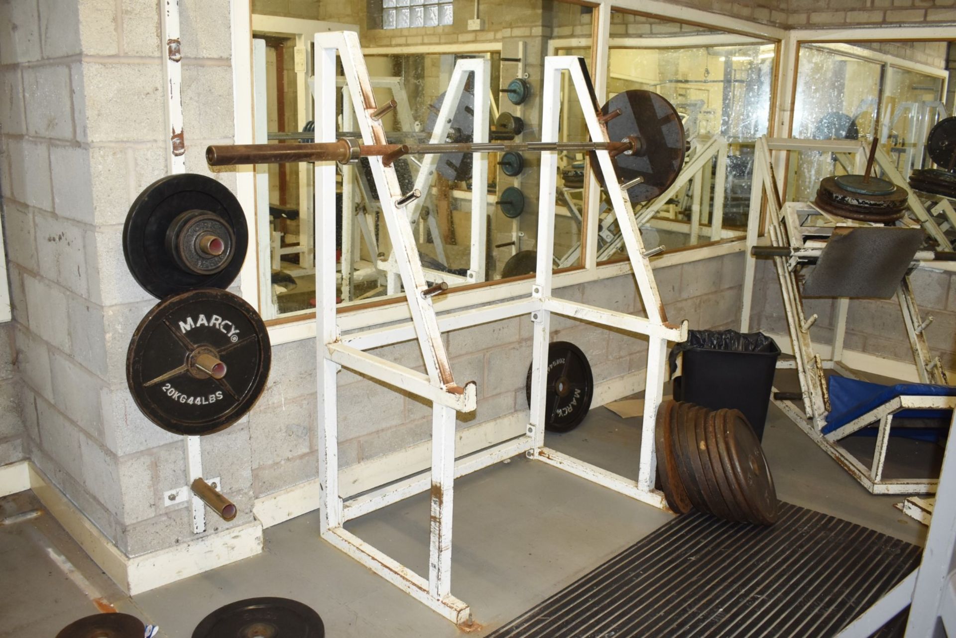Contents of Bodybuilding and Strongman Gym - Includes Approx 30 Pieces of Gym Equipment, Floor Mats, - Image 42 of 95