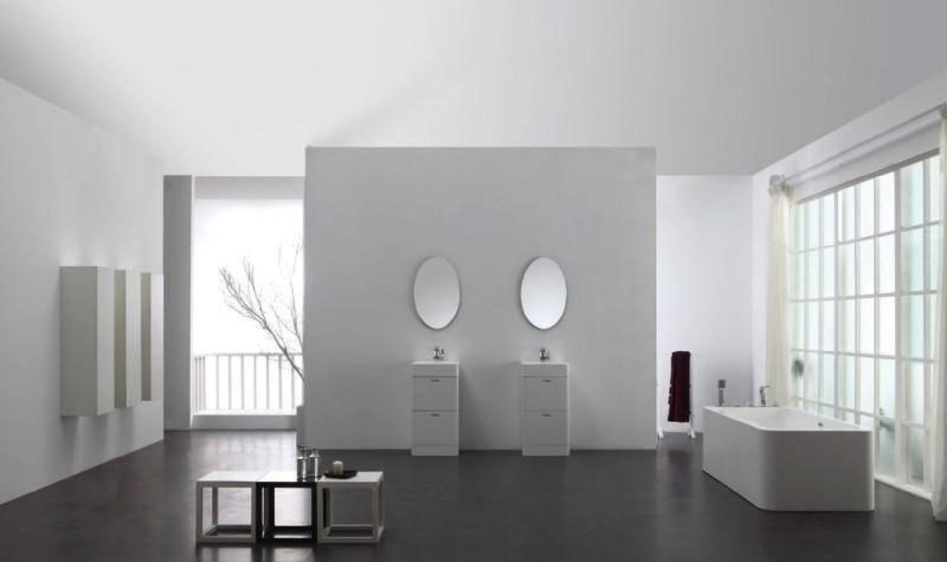 1 x Stylish Bathroom Oval Mirror 45 with top light - A-Grade - Ref:AMR14-045 - CL170 - Location: Not - Image 2 of 4