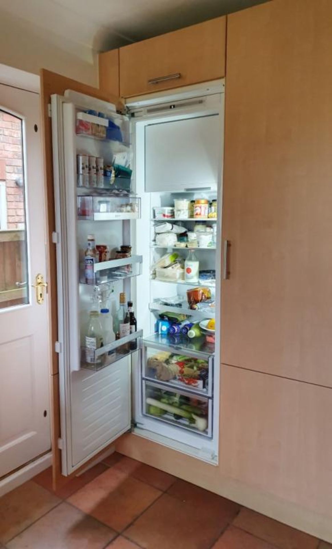 1 x Bespoke 4-Part SieMatic Fitted Kitchen Finished In Wood with Granite Worktops - CL473 - Location - Image 26 of 30