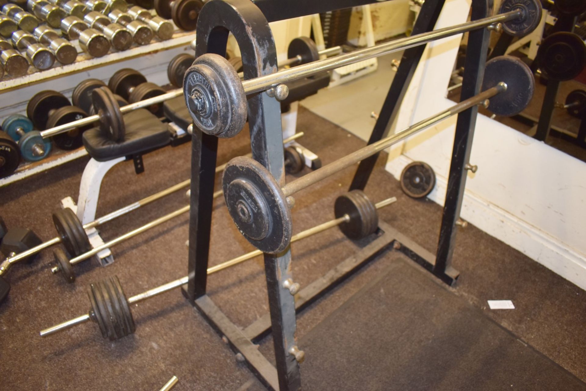 Approx 700 x Weight Lifting Weight Discs, 70 x Weight Lifting Bars, 32 x Weight Dumbells, 15 x - Image 34 of 40