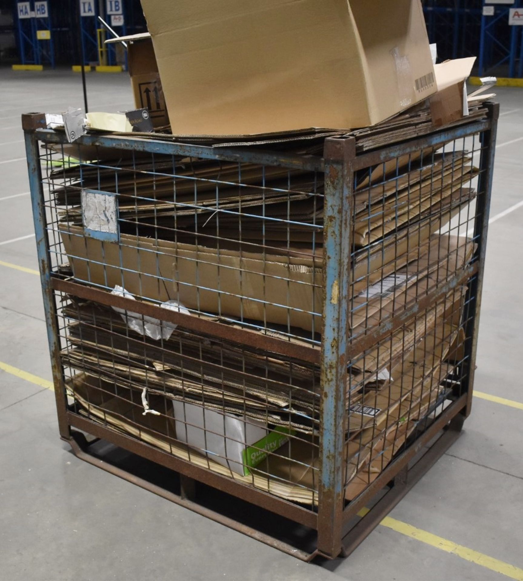 1 x Pallet Cage Full of Cardboard Packing Boxes - H116 x W120 x D100 cms - Ref FE196 WH - CL480 - - Image 3 of 3