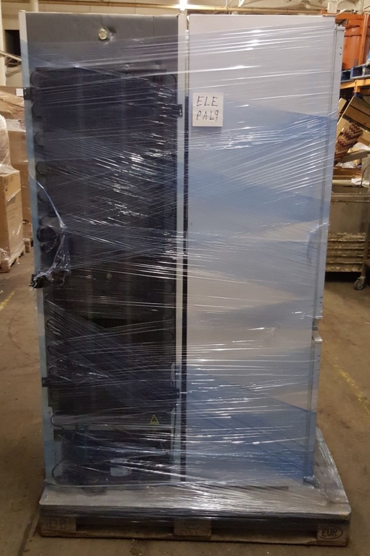 1 x Assorted Pallet of Domestic Appliances - Includes Fridge Freezer - REF: ELEPAL9 - CL011 - Image 6 of 8