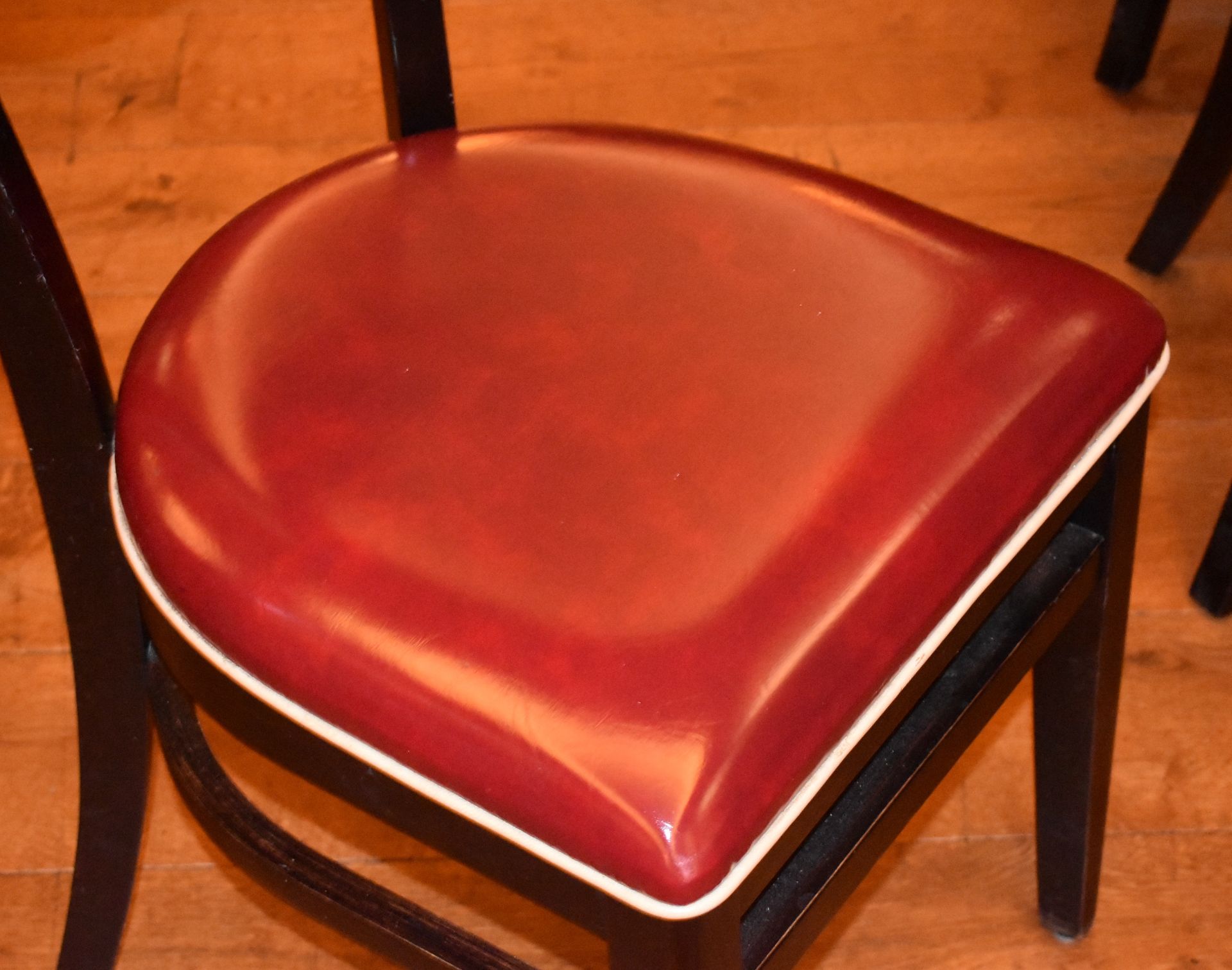 4 x American Diner Restaurant Chairs - Features Red Faux Leather Upholstery and White Piping - - Image 4 of 4