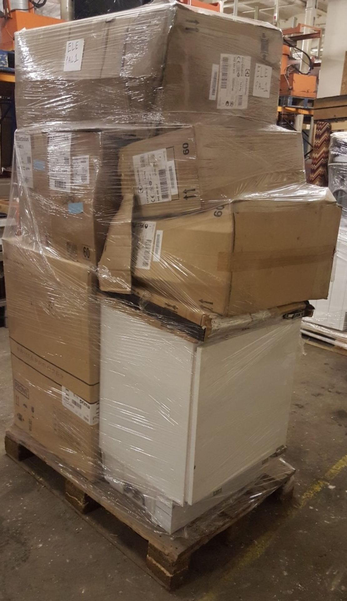 1 x Assorted Pallet of Domestic Appliances - Includes Oven, Dishwasher, Gas Hob & More - REF: - Image 2 of 10