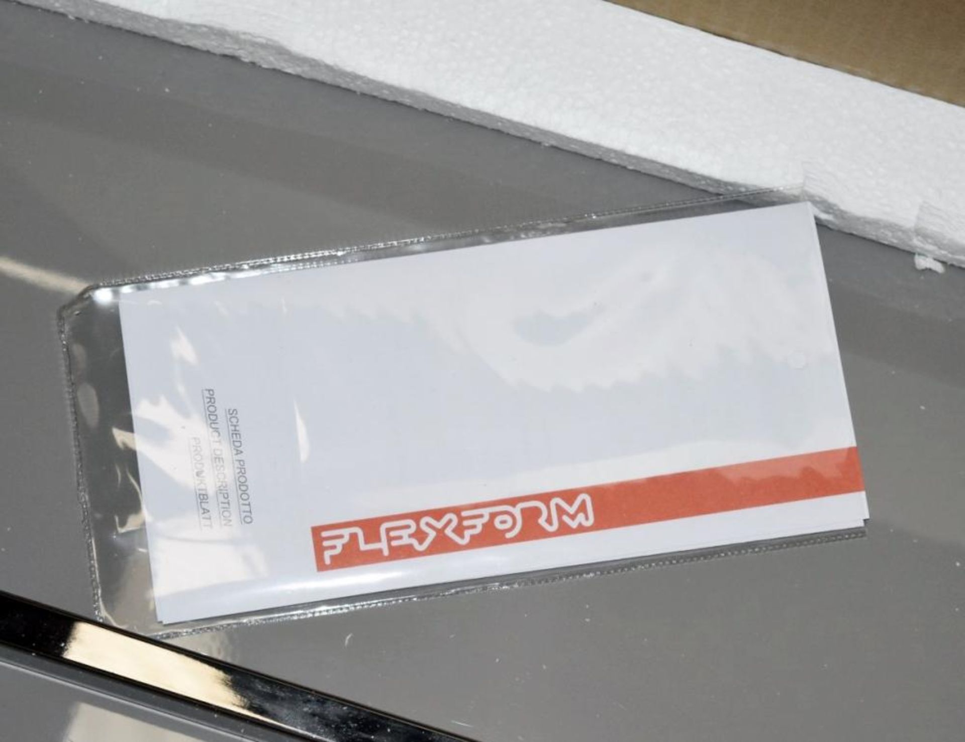 1 x FLEXFORM 'Cestone' Italian Made Designer Slot-In Sidetable In Dove Grey & Chrome - RRP £1,573 - Image 5 of 8