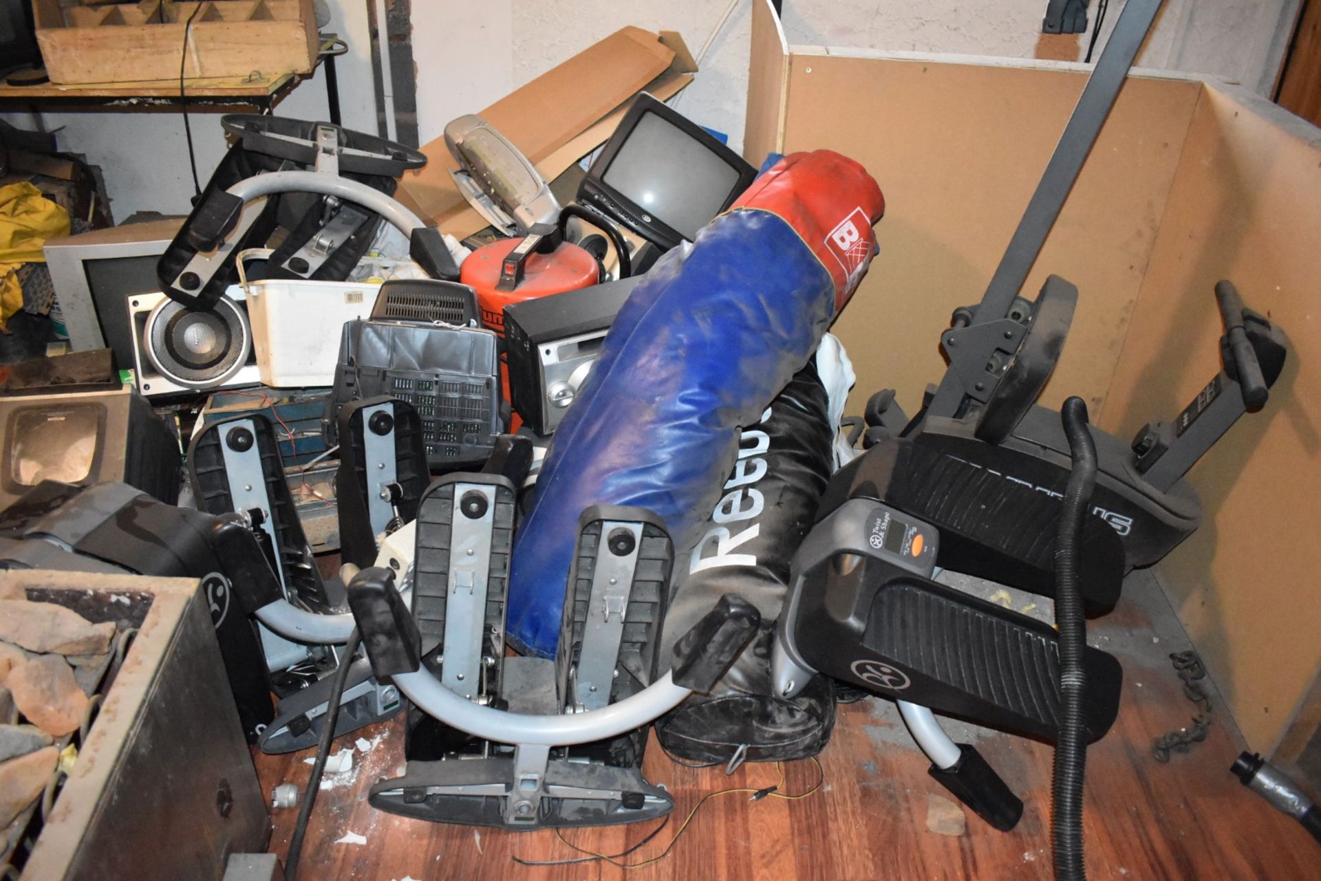 Assorted Job Lot of Various Items - Includes Gym Equipment, Tools, Electronics and More - CL476 - - Image 3 of 15