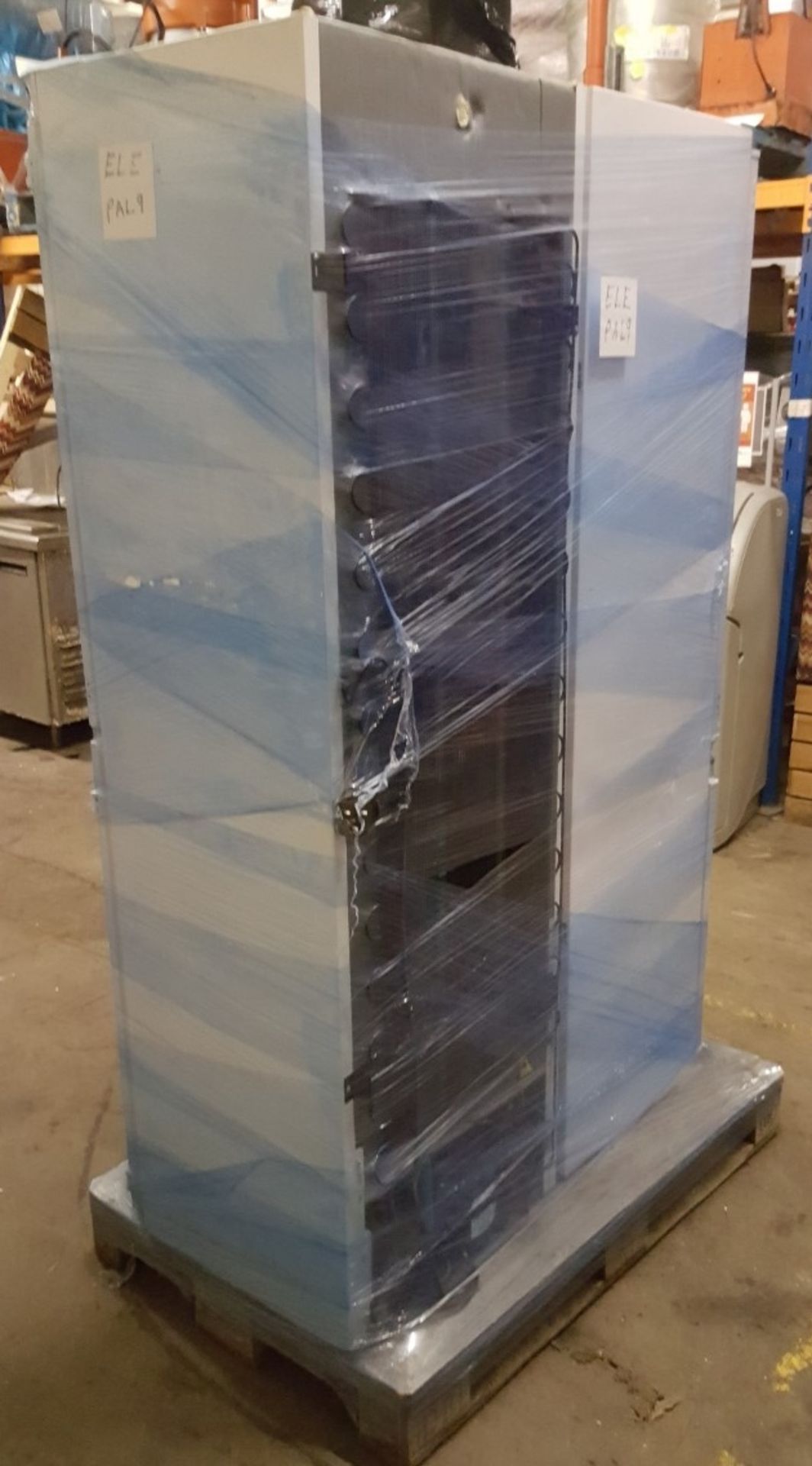 1 x Assorted Pallet of Domestic Appliances - Includes Fridge Freezer - REF: ELEPAL9 - CL011 - Image 5 of 8