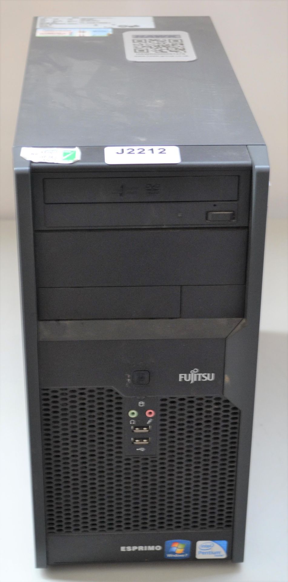 1 x Fujitsu Esprimo P2560 Desktop Computer - Features Intel Pentium 3.20ghz Processor and 4gb DDR3