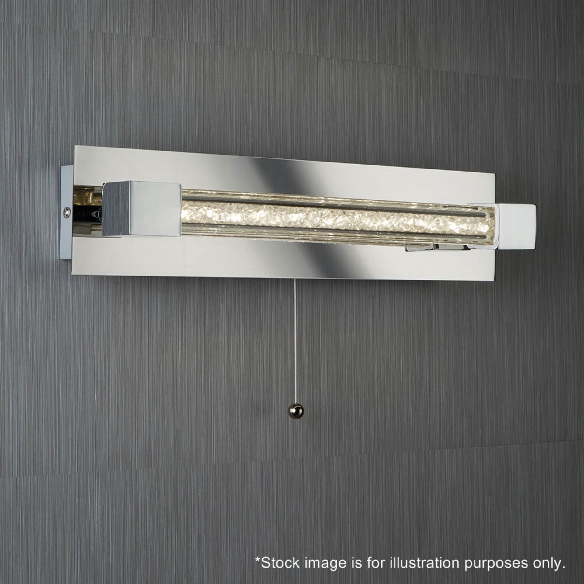 1 x Searchlight Chrome LED Bathroom / Kitchen Wall Light with Clear Crystal Glass Bar - IP44- Boxed