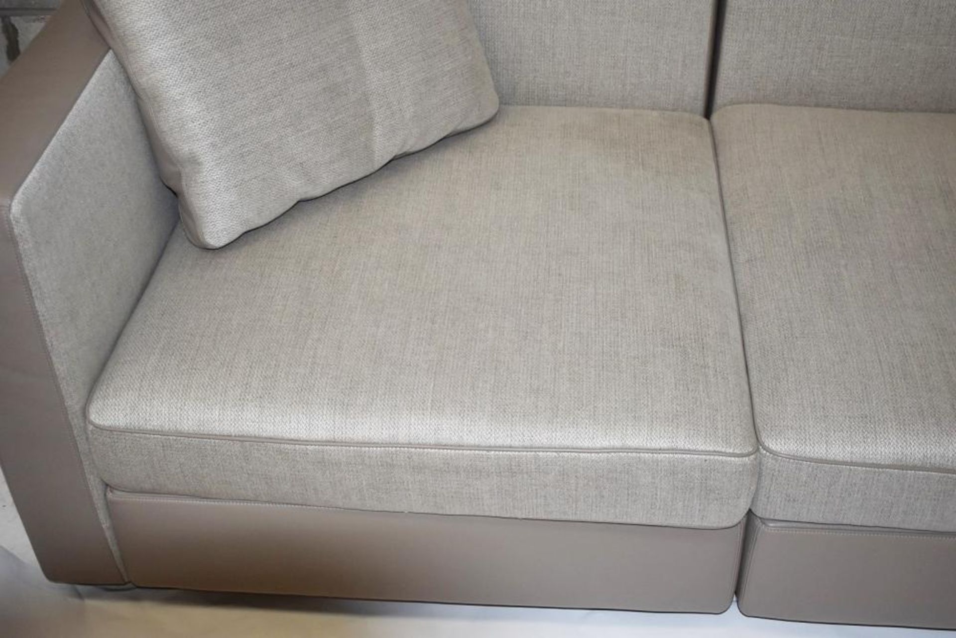 1 x POLTRONA FRAU 2-Section Modular Sofa - In Grey Fabric And Leather - Original RRP £5,639 - Image 5 of 9