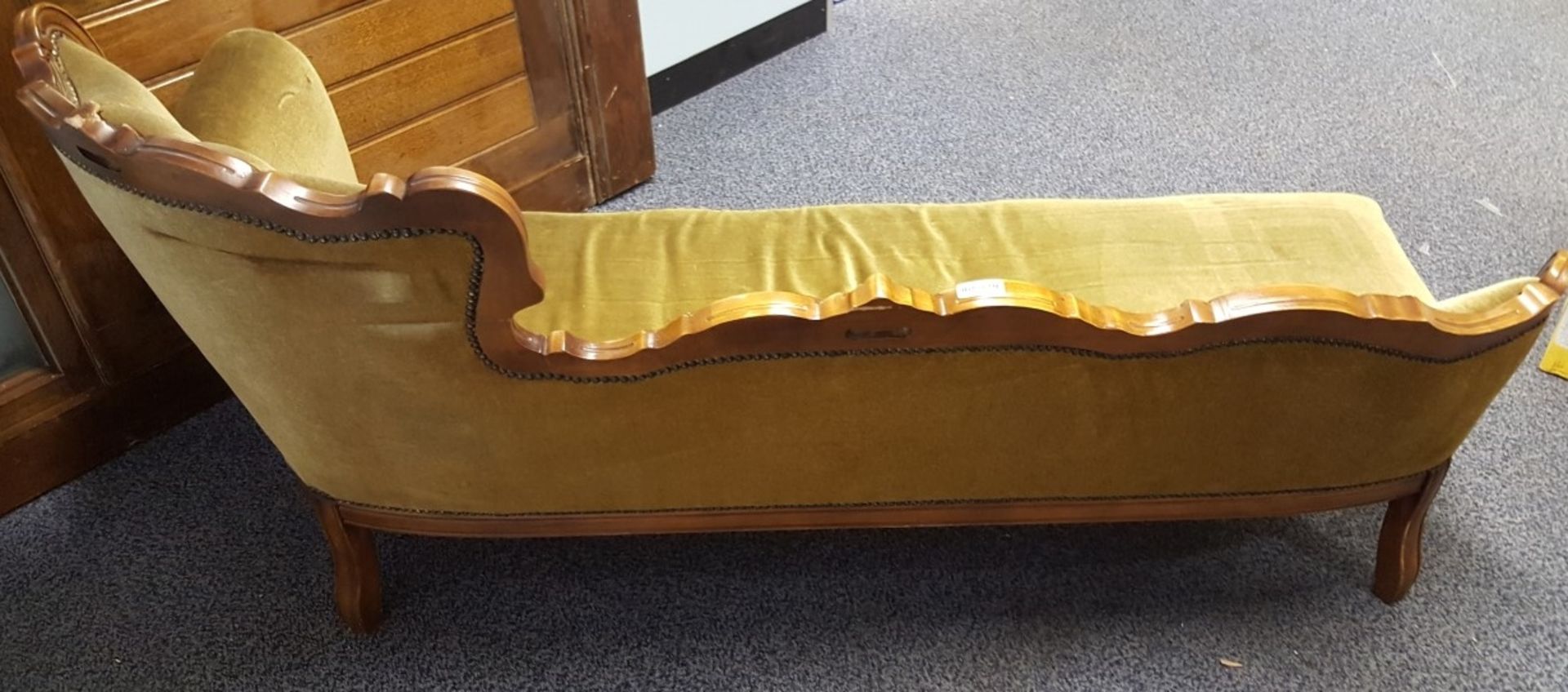 1 x Louis 6th Style Olive Green Velvet Sofa - Ref608 - Image 2 of 6