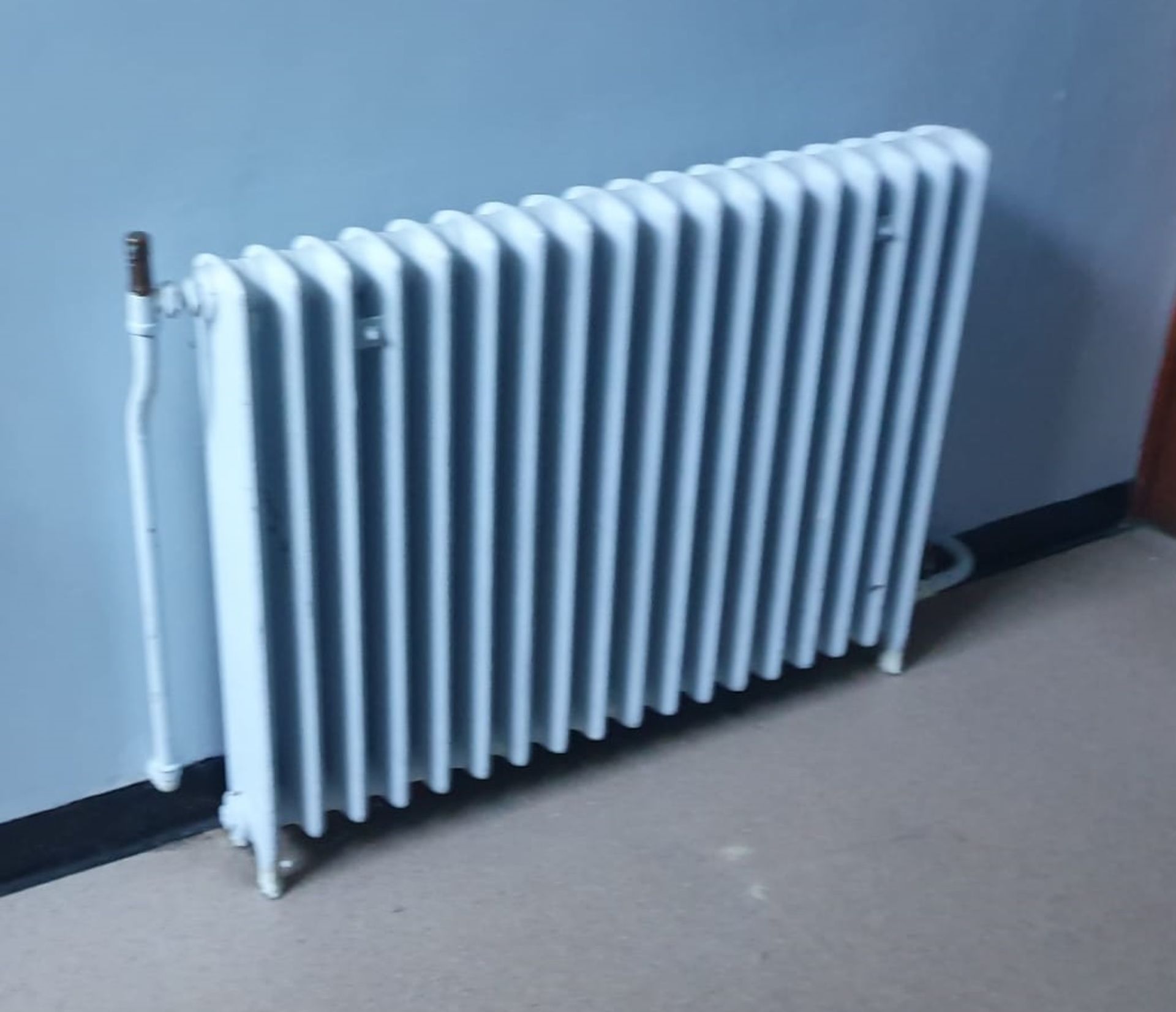 Approx 50 x Cast Iron Panelled Radiators - Various Sizes Included - CL483 - Location: Folkestone