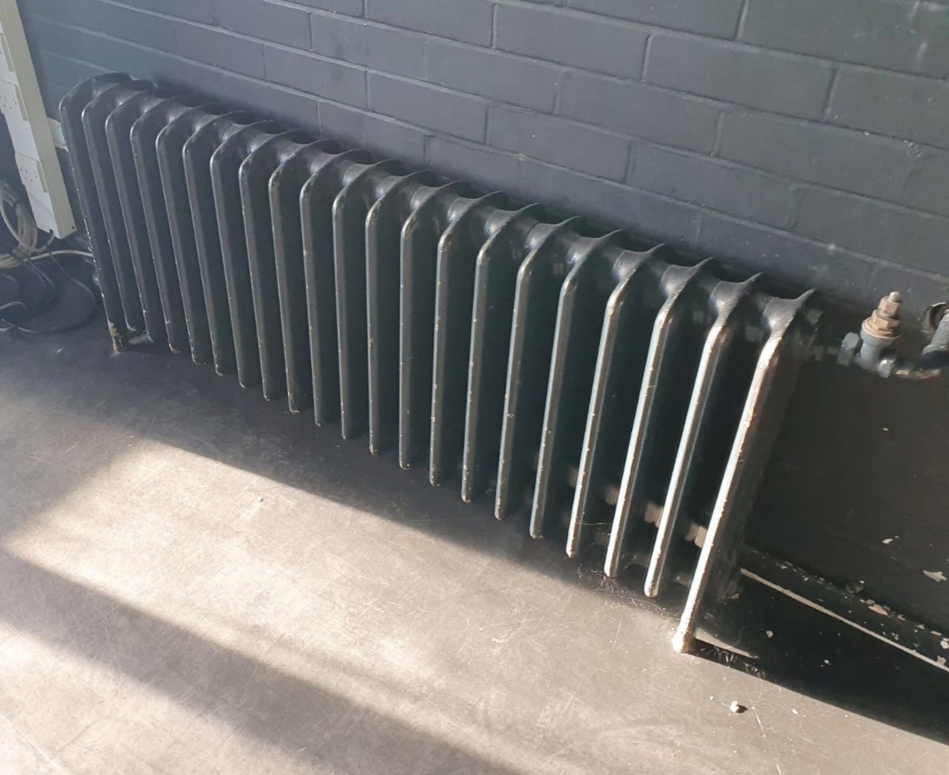 Approx 50 x Cast Iron Panelled Radiators - Various Sizes Included - CL483 - Location: Folkestone - Image 21 of 29