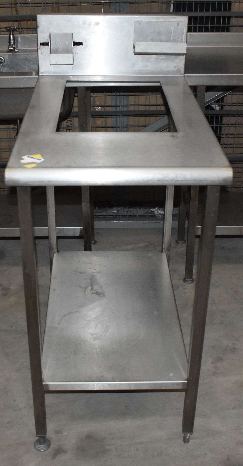 1 x Stainless Steel Table With Gastro Pan Insert and Undershelf - H90 x W46 x D88 cms - CL453 - - Image 2 of 2