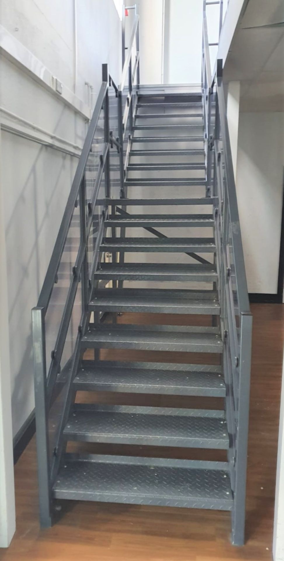 1 x Freestanding Staircase With Top Landing Area and Glass Handrail Partitions - Approx Height 350
